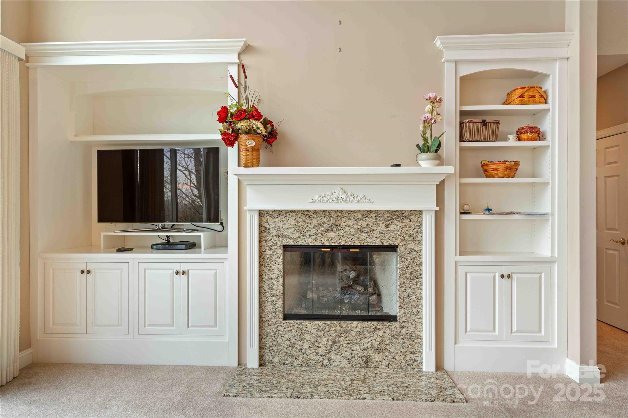 Dunroy On Rutledge - Residential