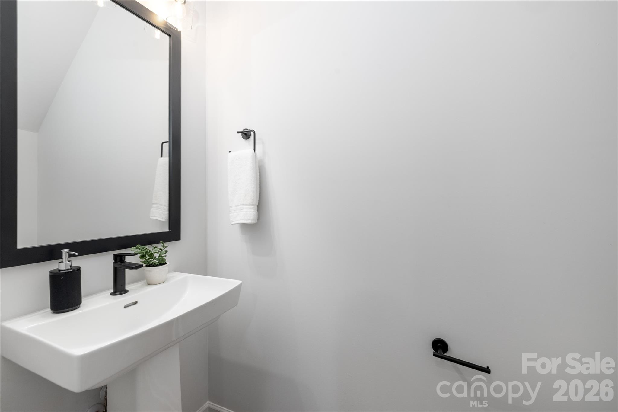 Charcon Heights - Residential