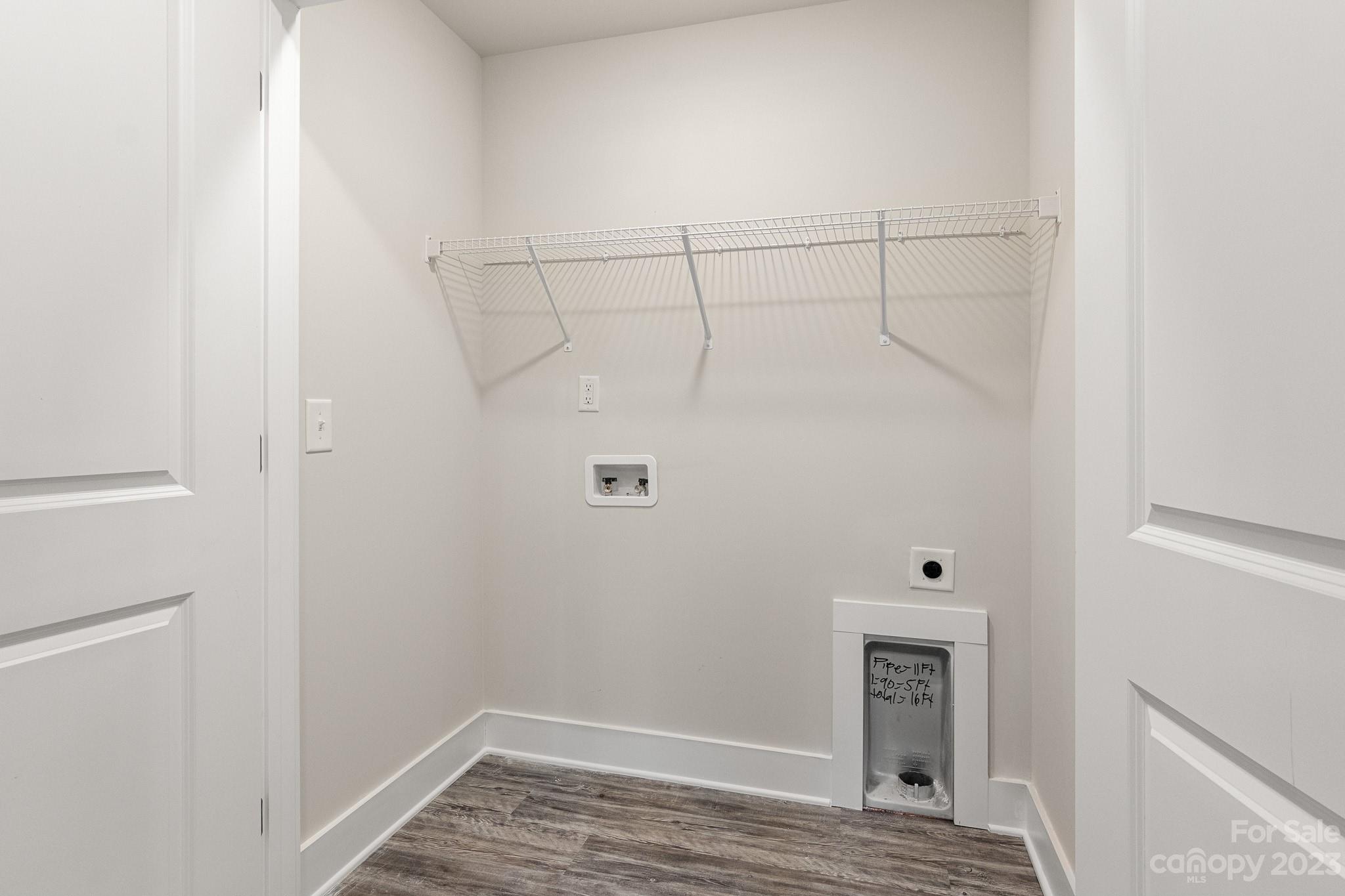 Coolwater Court - Residential