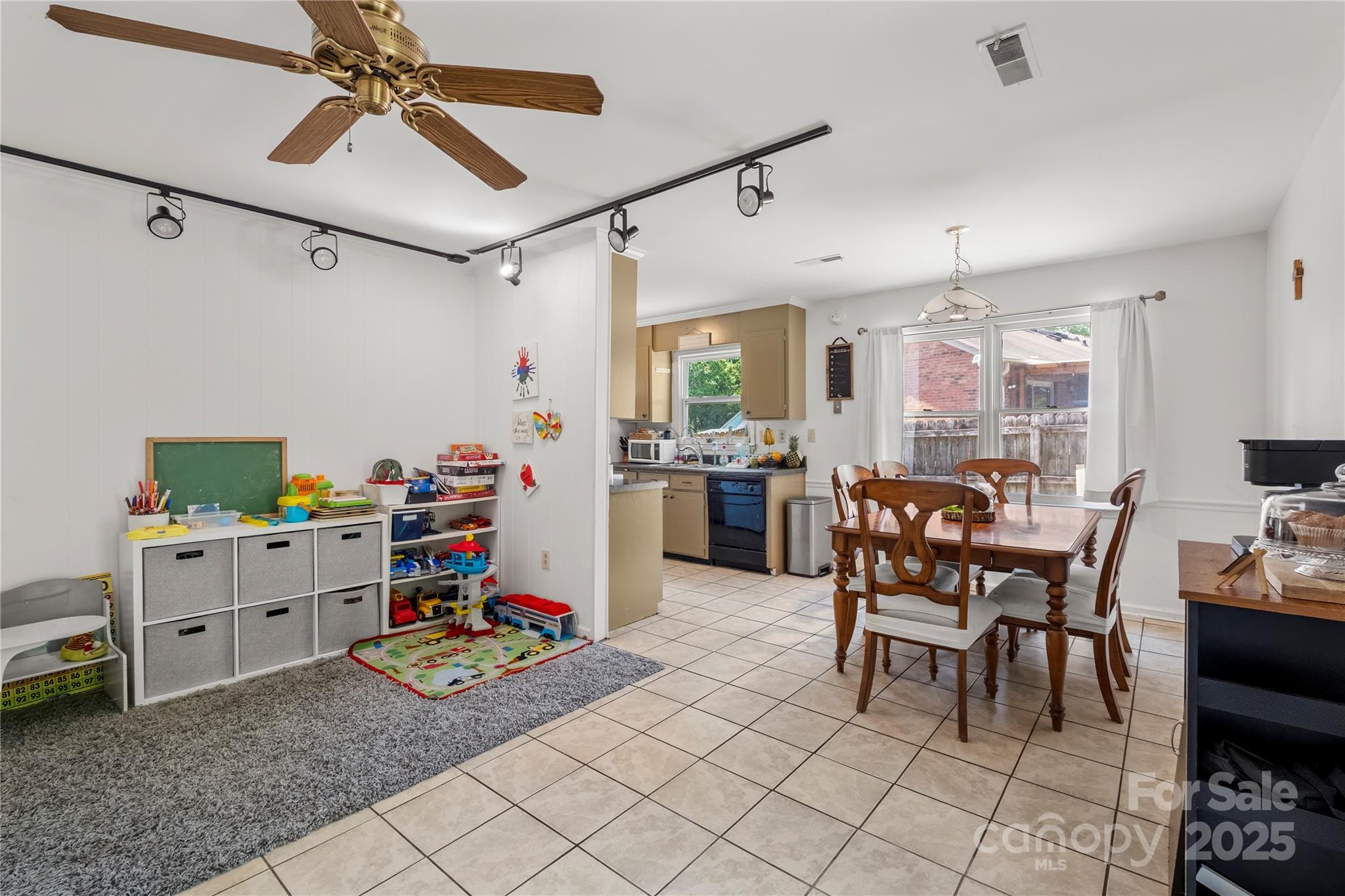 2635 Clover Hill Lane