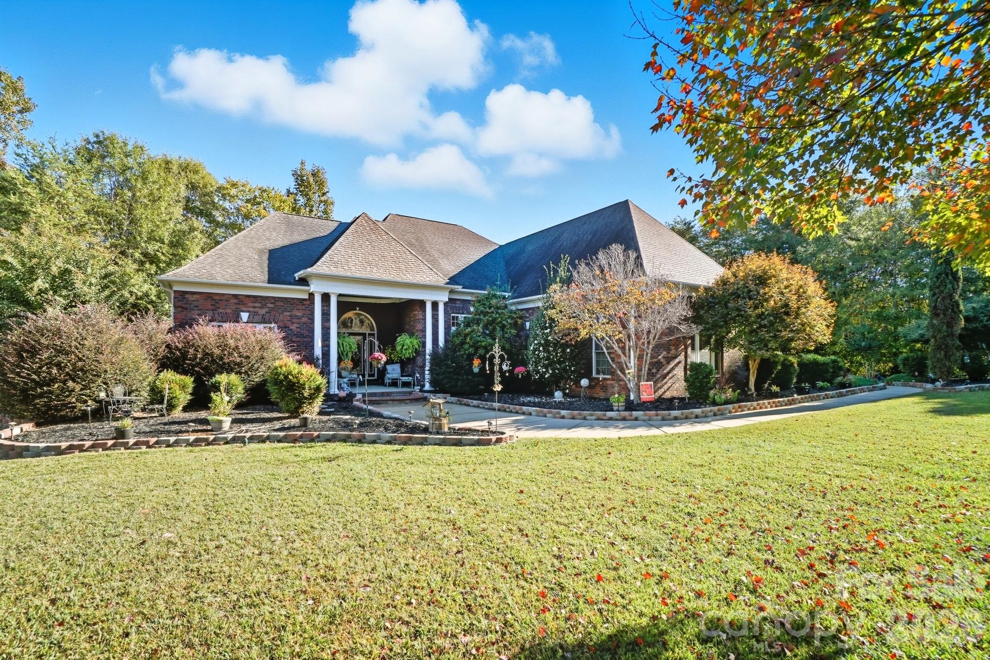 Vanderburg Estates - Residential