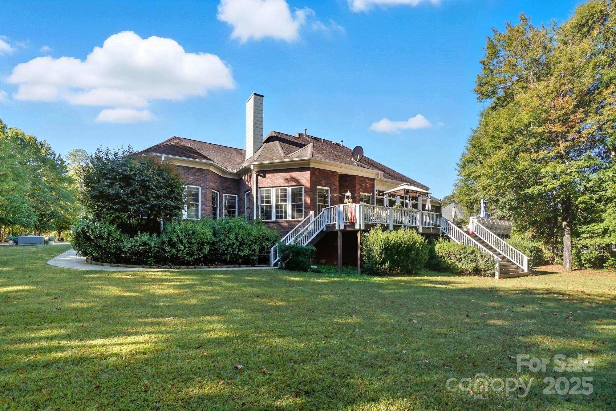 Vanderburg Estates - Residential