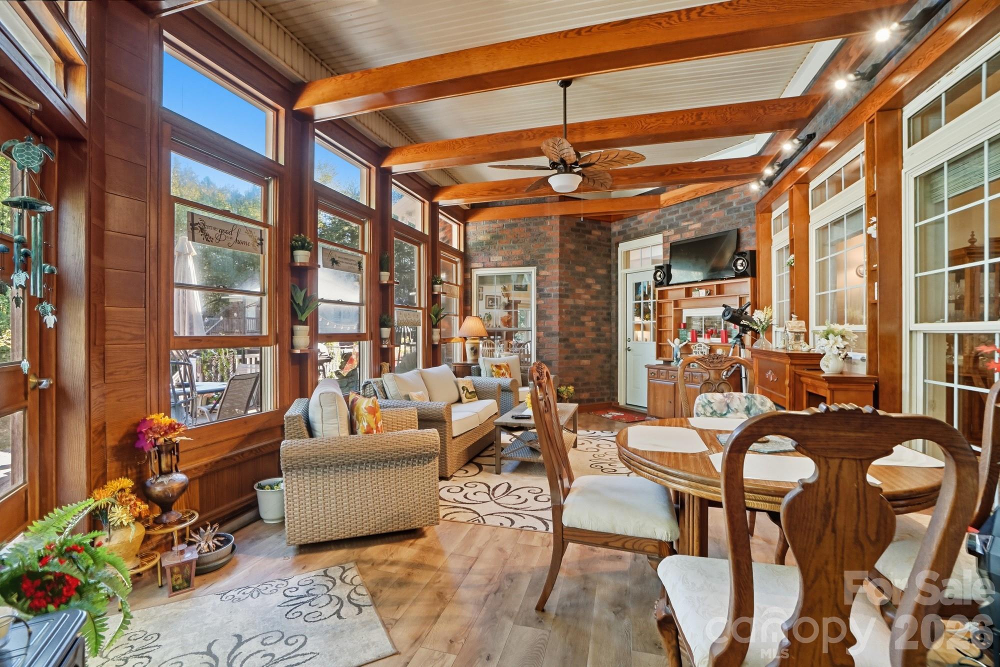 Vanderburg Estates - Residential