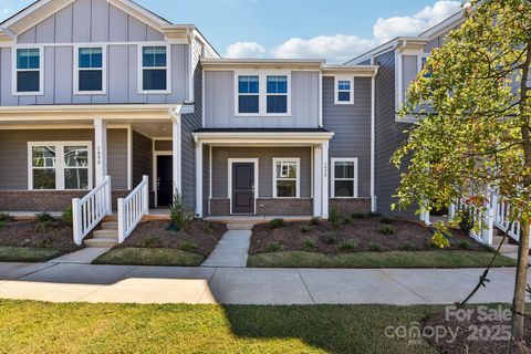 109 Ciara Place E Mooresville NC 28117