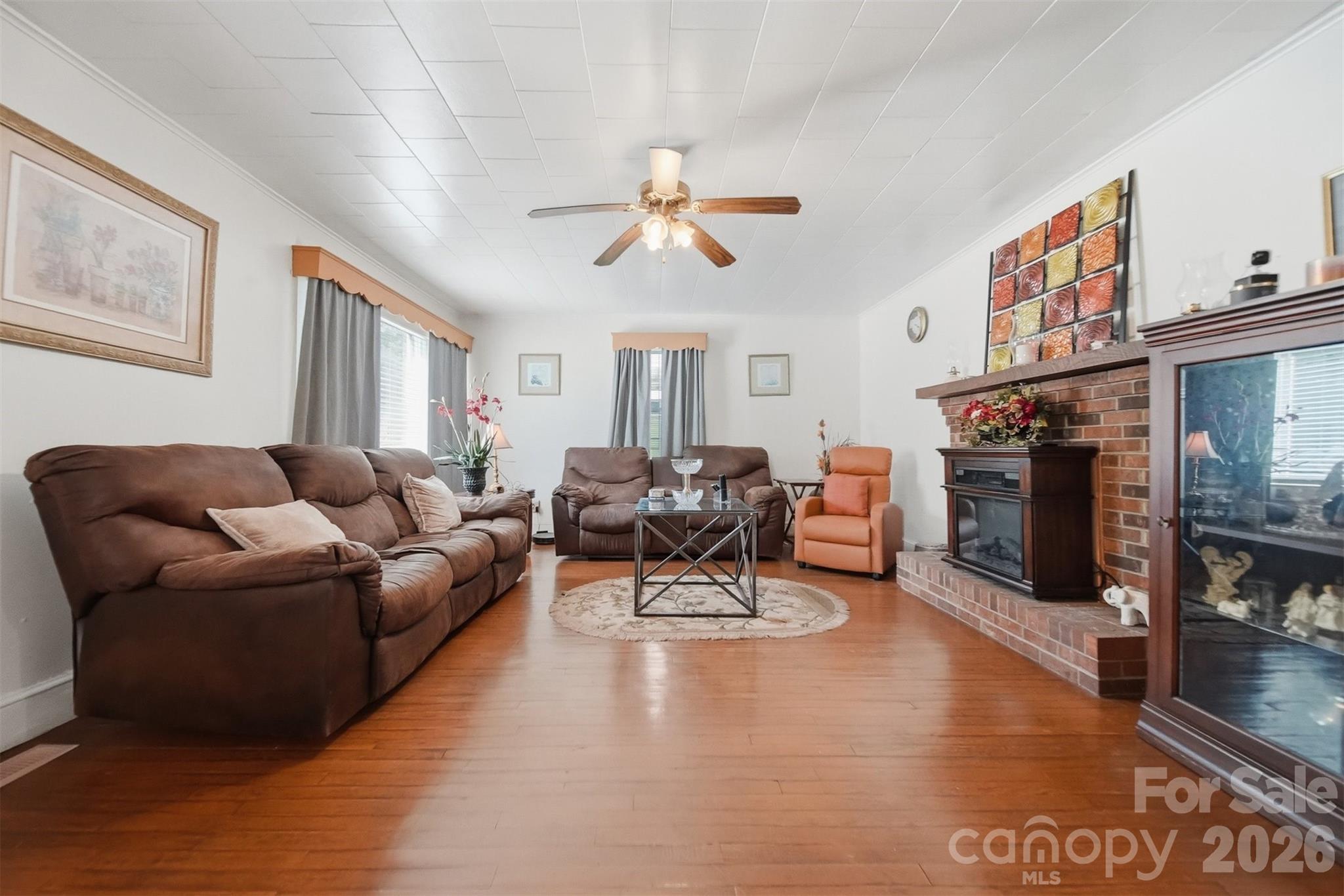 421 Finley Avenue NW