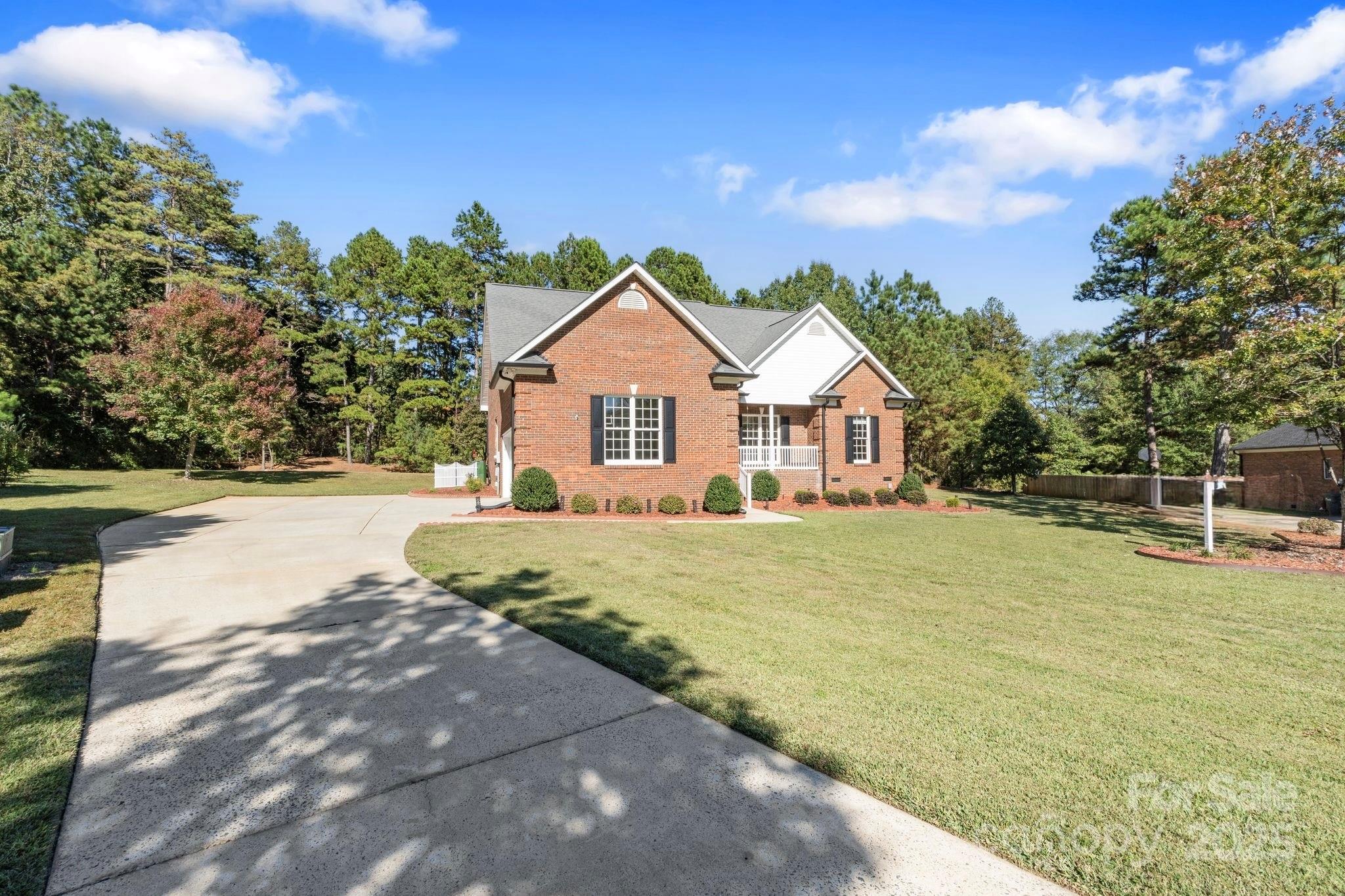 2337 Hunter Davis Court