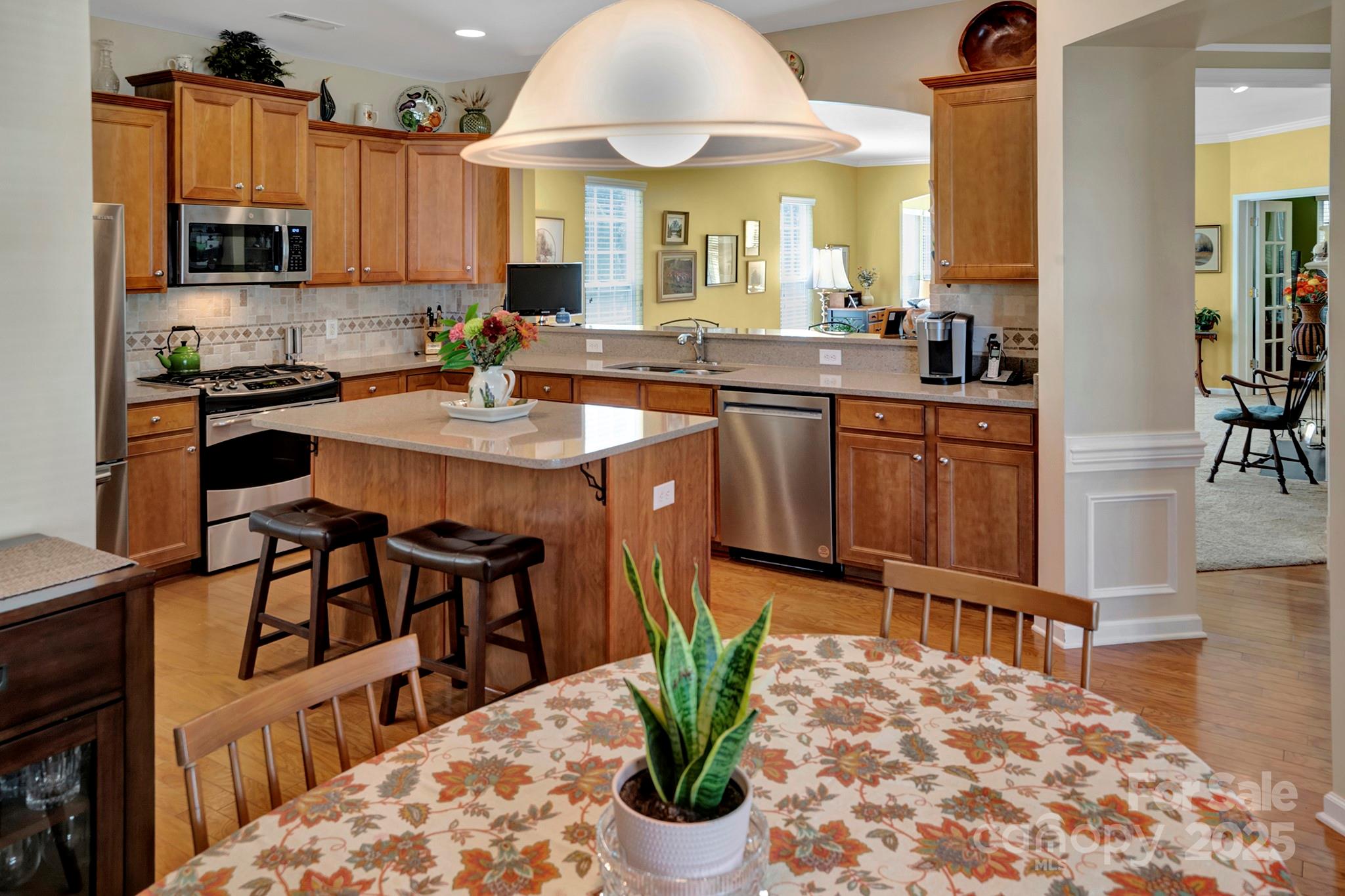 8107 Crater Lake Drive
