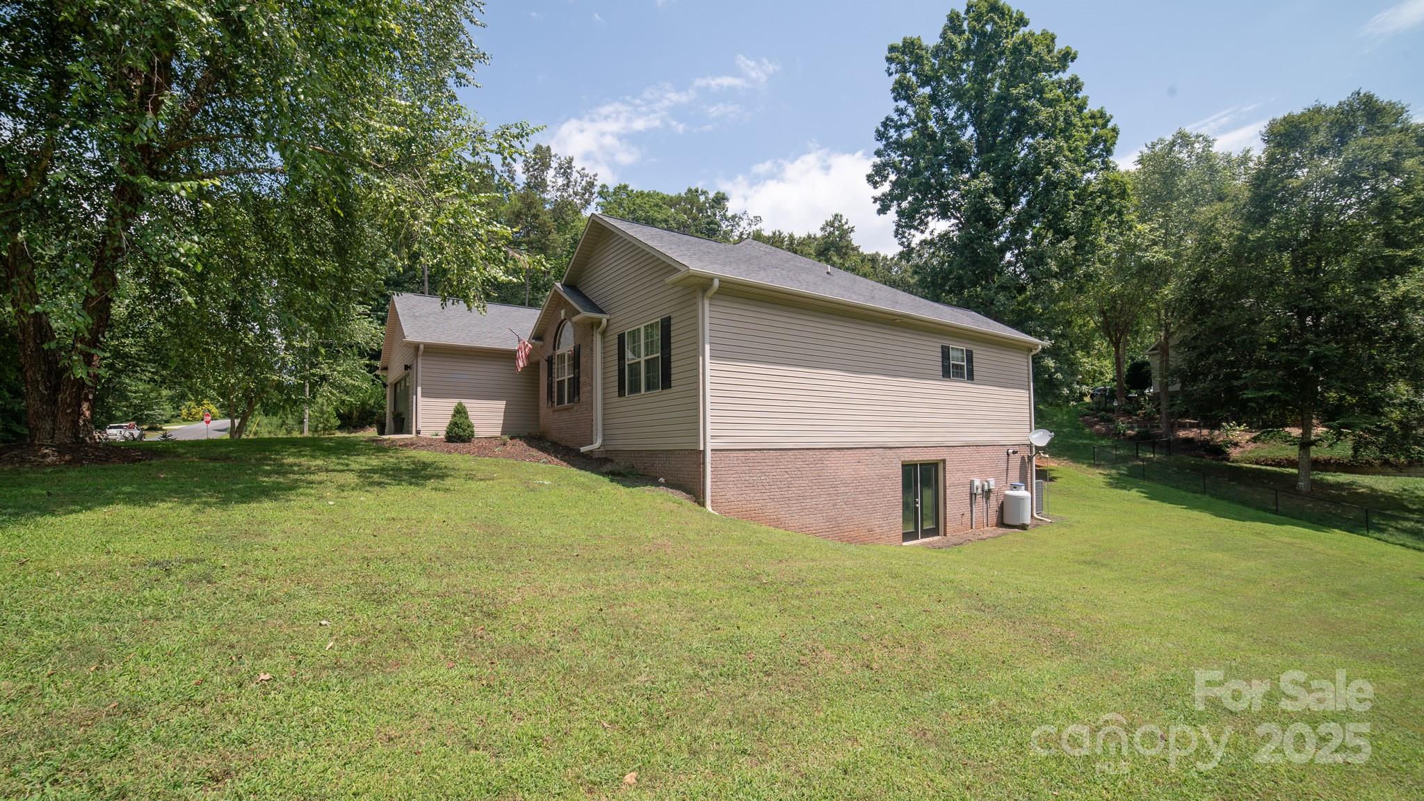5692 Marblestone Drive