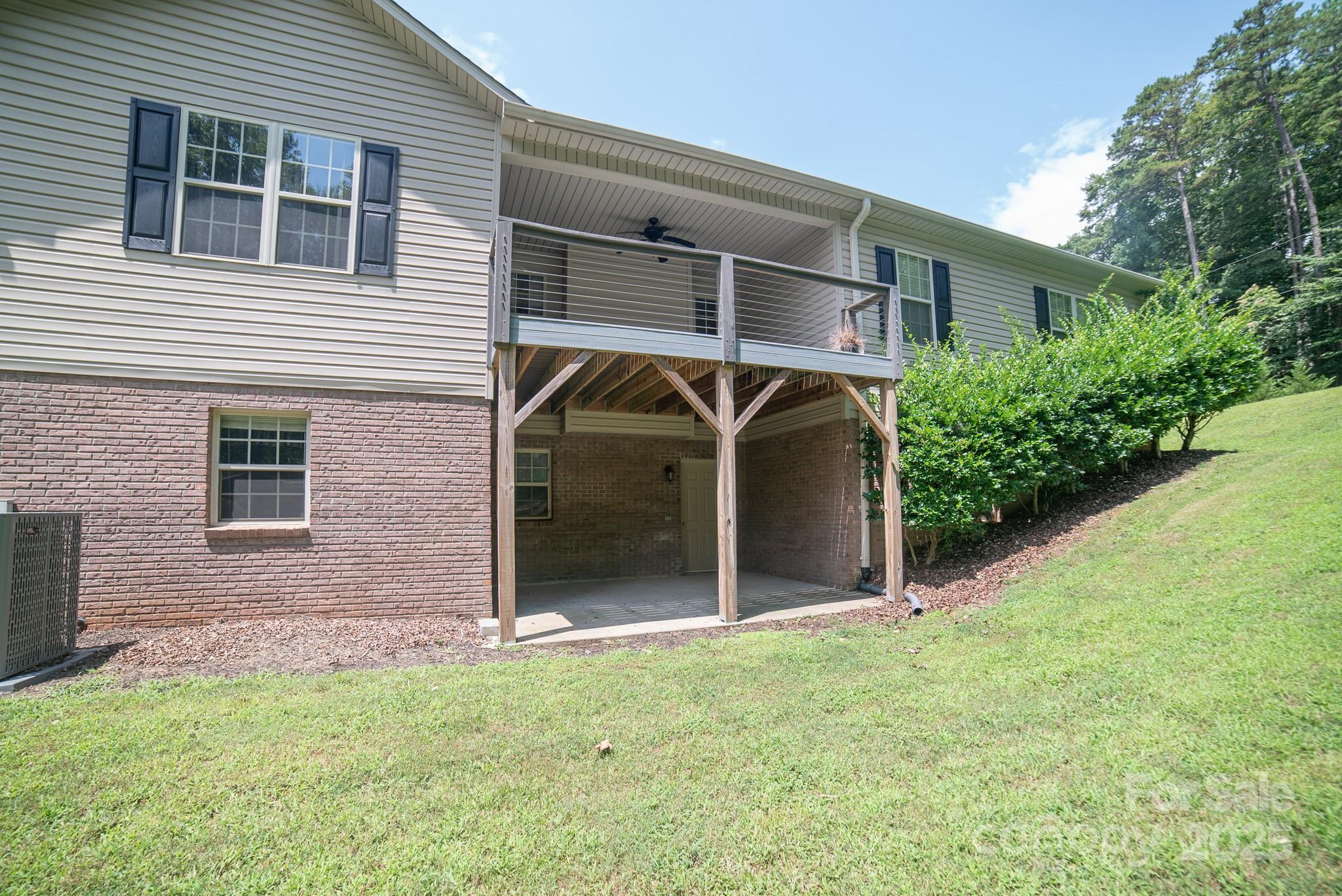 5692 Marblestone Drive