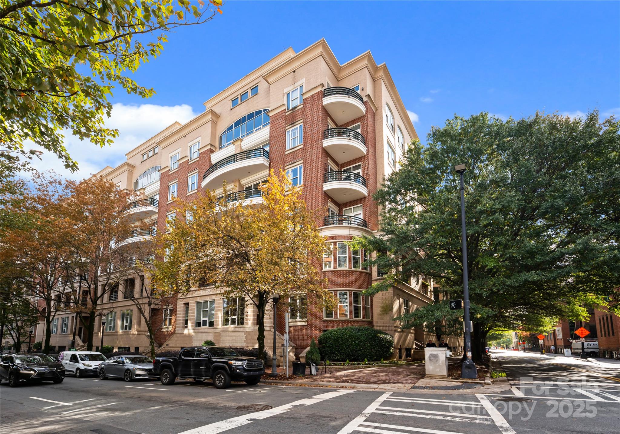 400 North Church - Residential