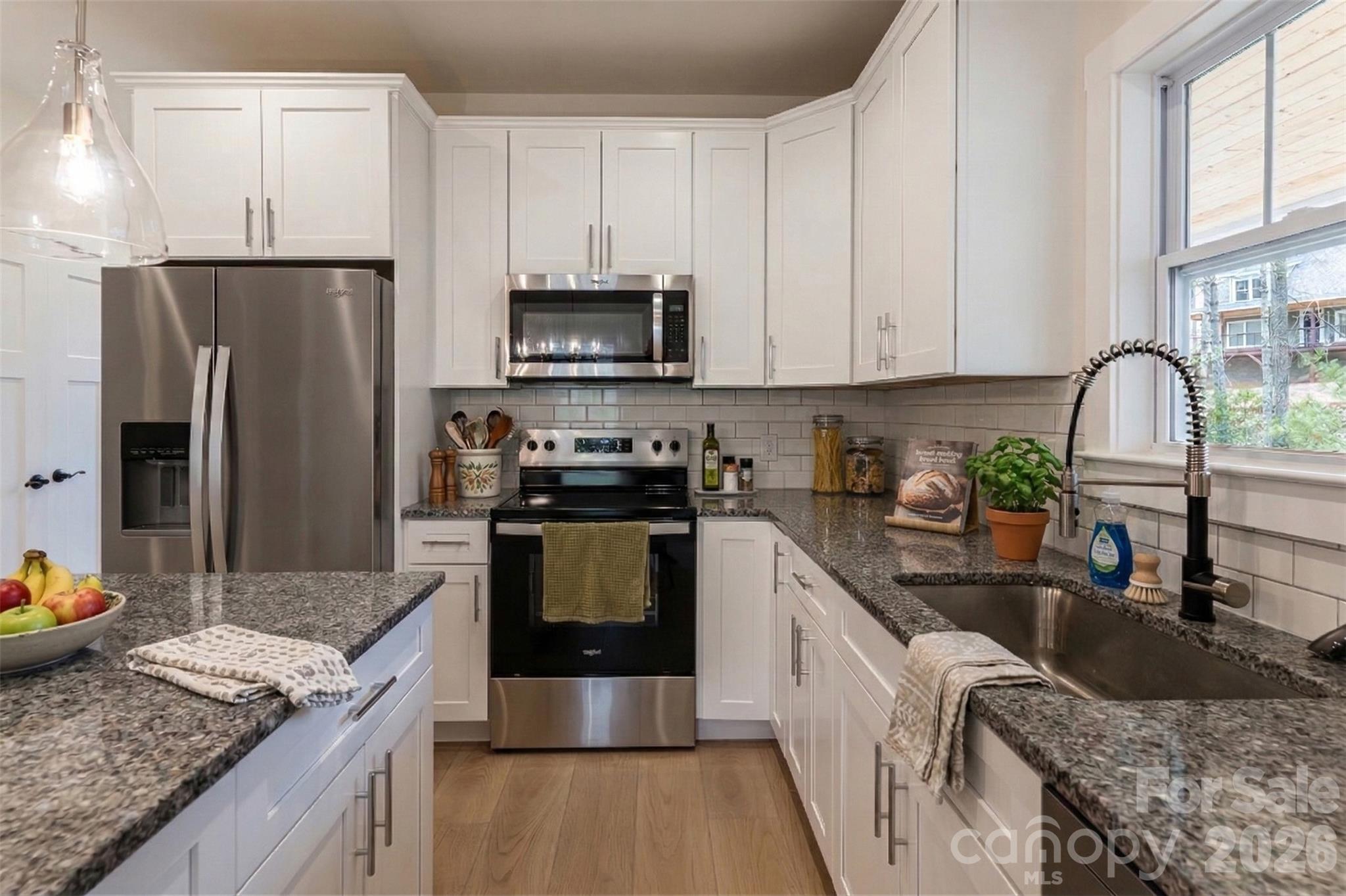 Cascade Ridge - Residential