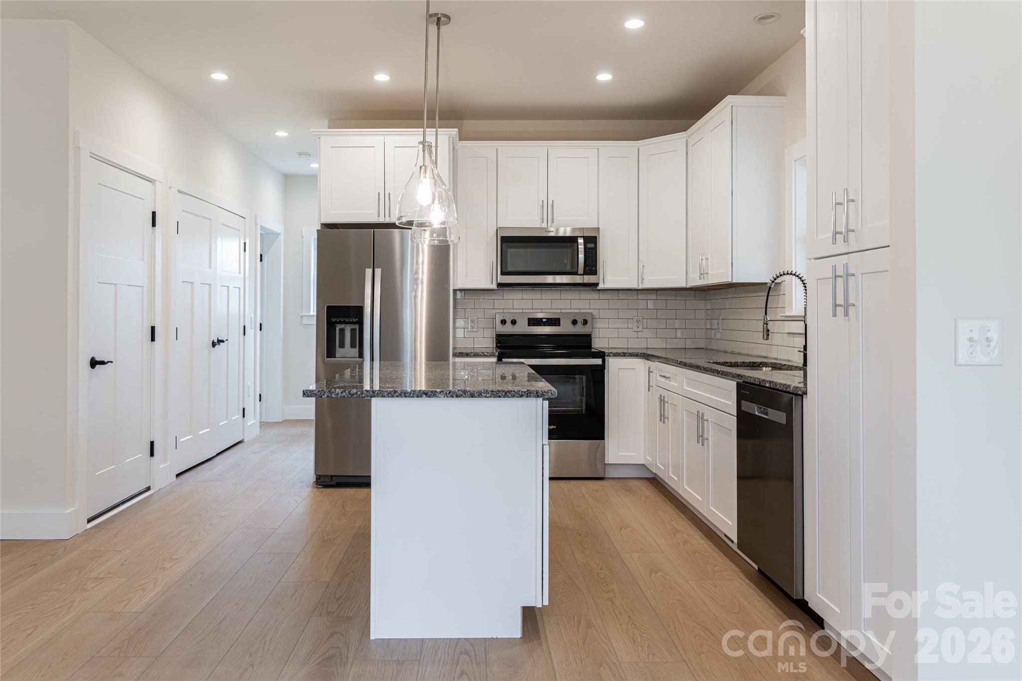 Cascade Ridge - Residential