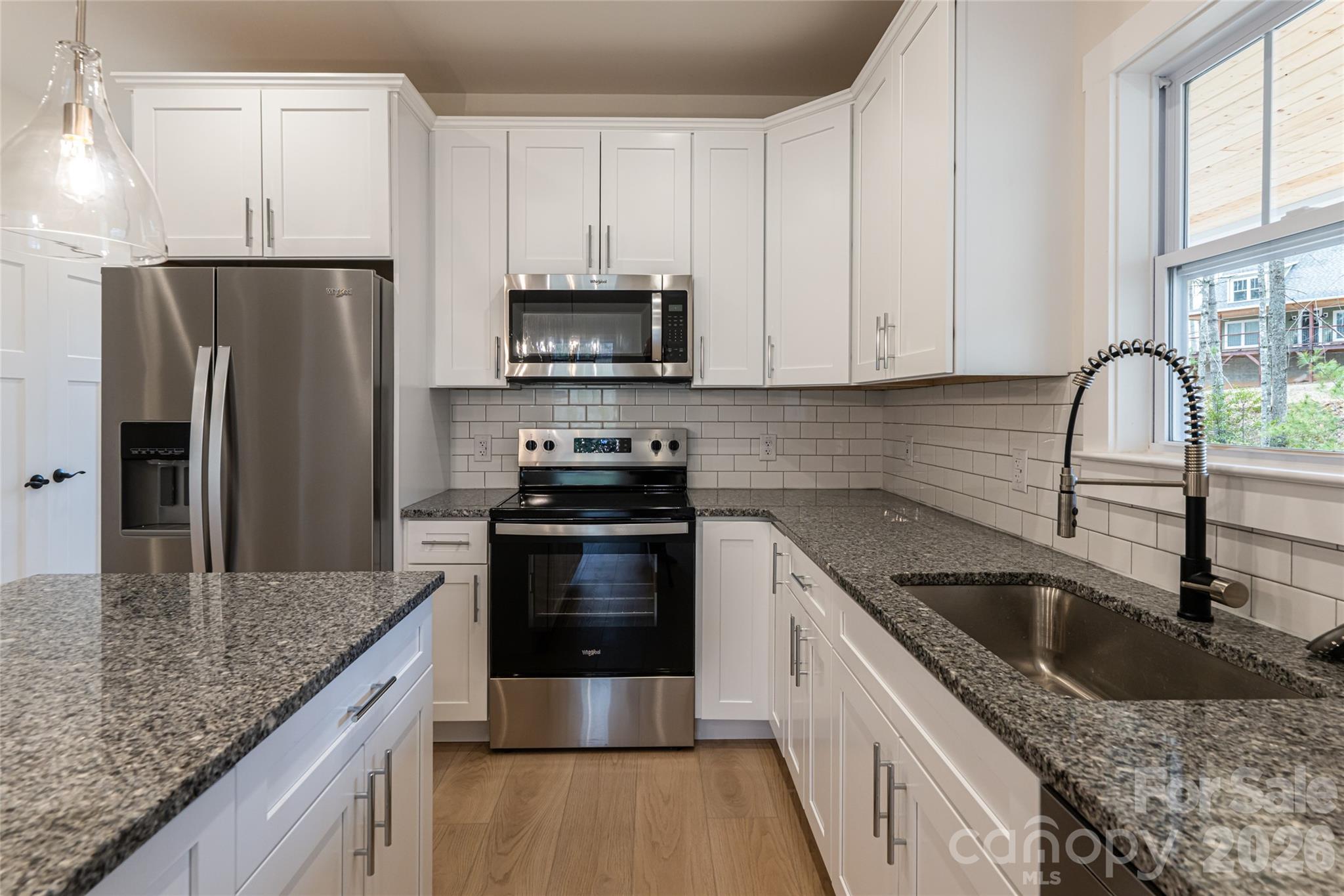 Cascade Ridge - Residential