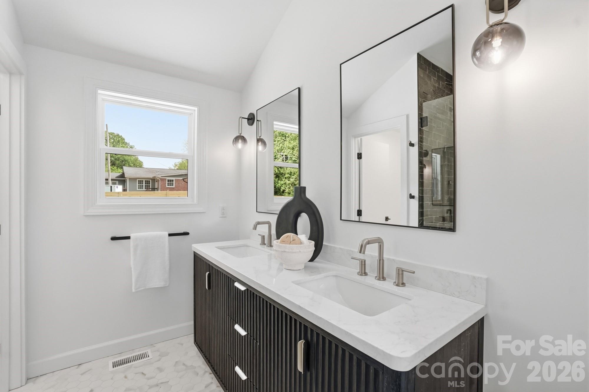 Eastway Park - Residential