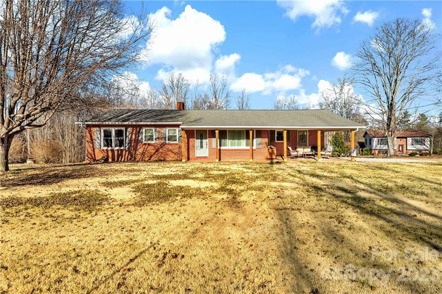 Charming updated brick ranch on a level lot in Nebo! This single level home offers ample room with spacious bedrooms, a living room, and a separate den! Enjoy the recently completed and insulated garage/shop! Wonderful level yard offers plenty of options for gardening and/or play! Come enjoy this lovingly maintained home! You don't want to miss it!