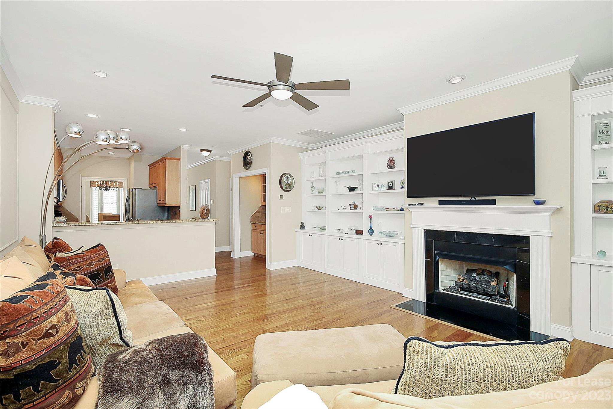 Myers Park - Residential Lease