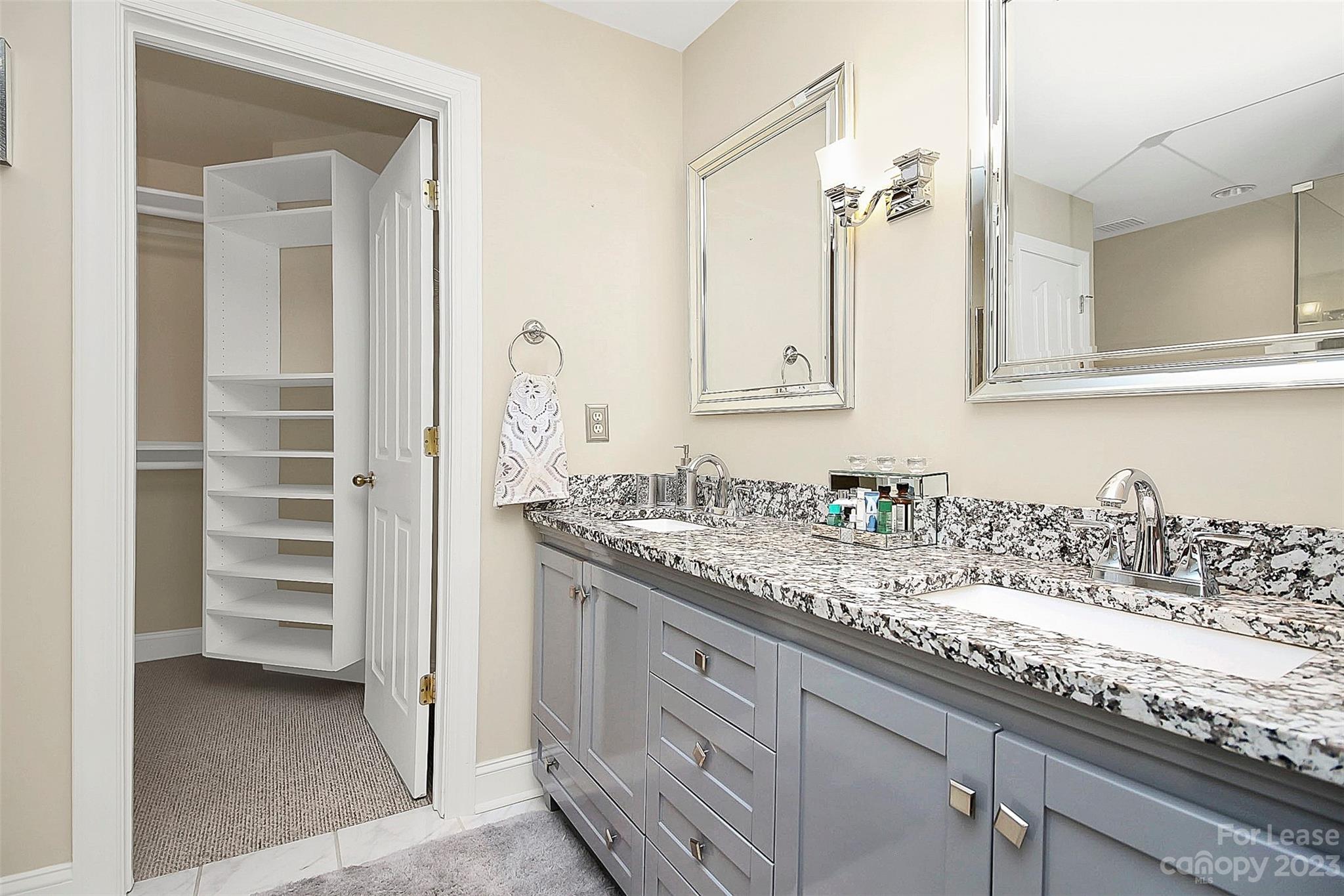 Myers Park - Residential Lease