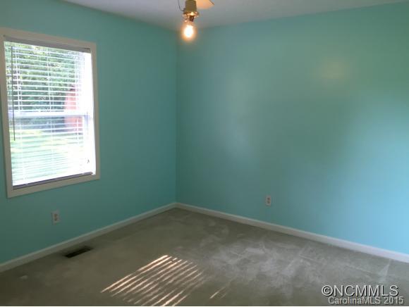 Lone Pine Heights - Residential
