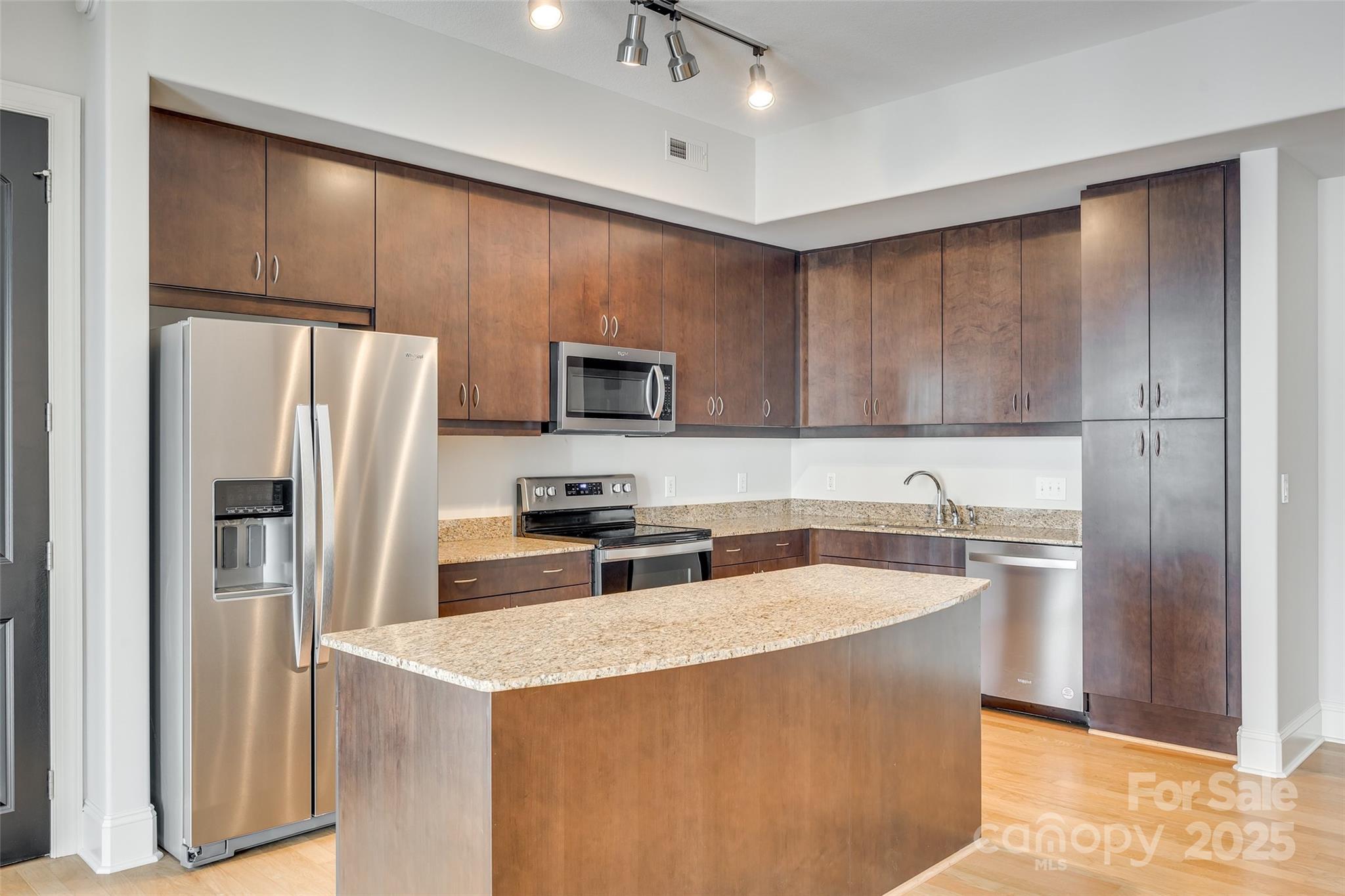 Piedmont Row - Residential