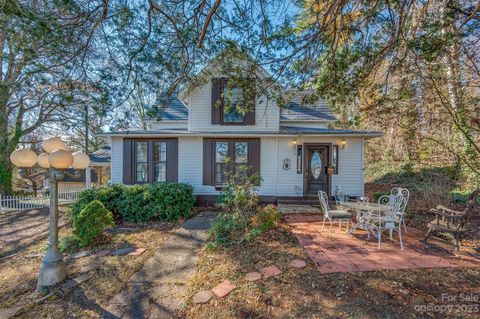 A home in Rutherfordton