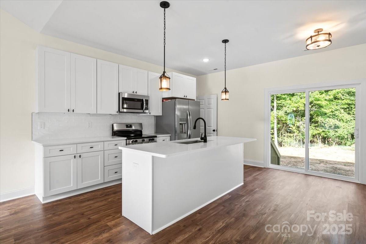 5328 Oaktree Drive