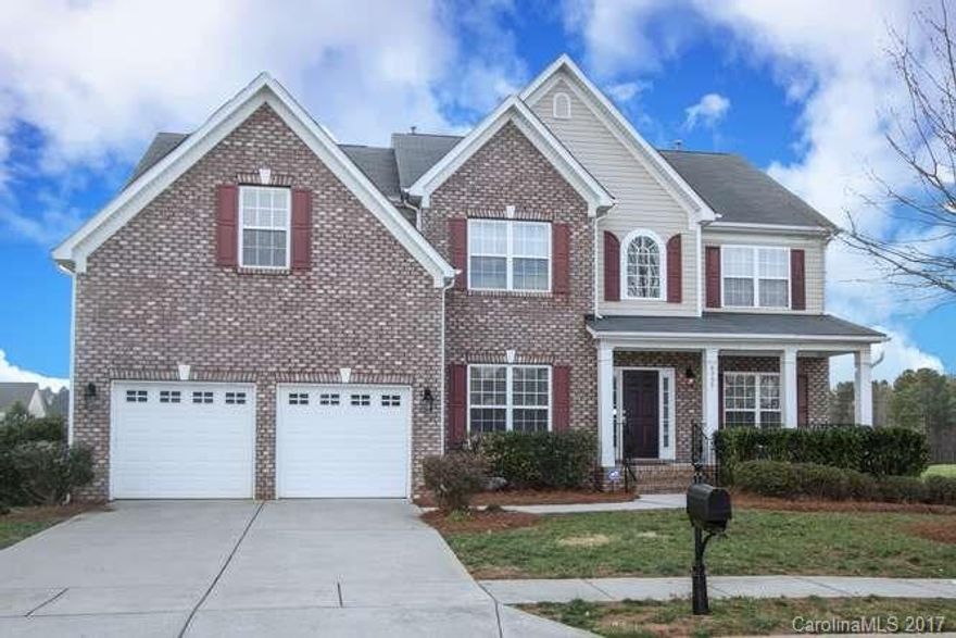 Gorgeous 6BR 3 1/2 BA Home Located in South Charlotte. Features: Fenced in yard, Granite, SS Appliances,
HW Floors, Gas Log fireplace, Deck, Unfinished basement with Plumbing, 2 car garage, 1 bedroom down, Island-n-kitchen, Gas stove, Build in oven/microwave, Private lot to the right, Formal DR & LR, Eat-n-kitchen area with a buffet style additional island,Huge master with a sitting area,huge bedroom that can be used as bedroom/bonus room. Minutes from local Outlet Mall, restaurants, and I-485.