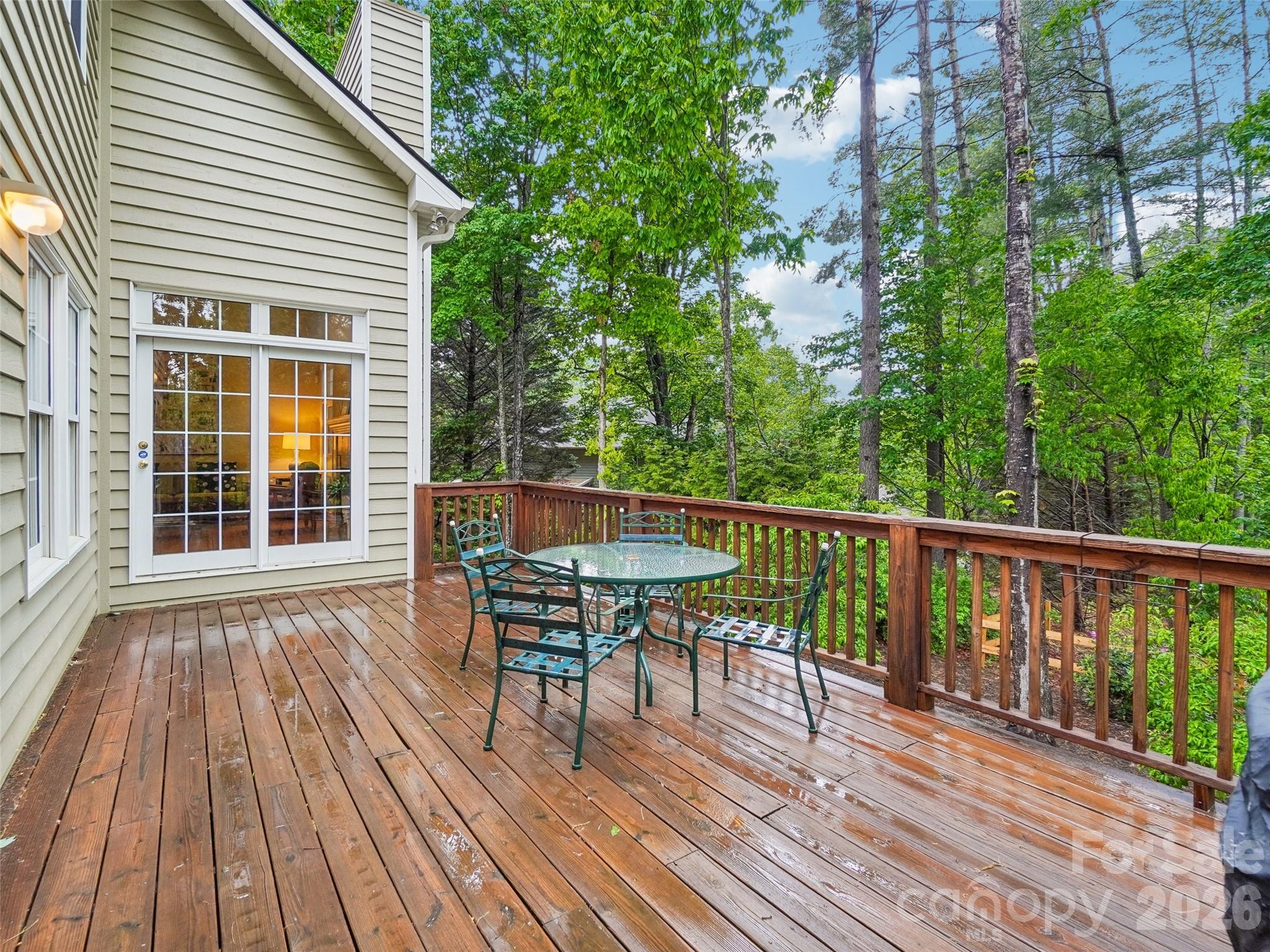 Forest Knoll - Residential