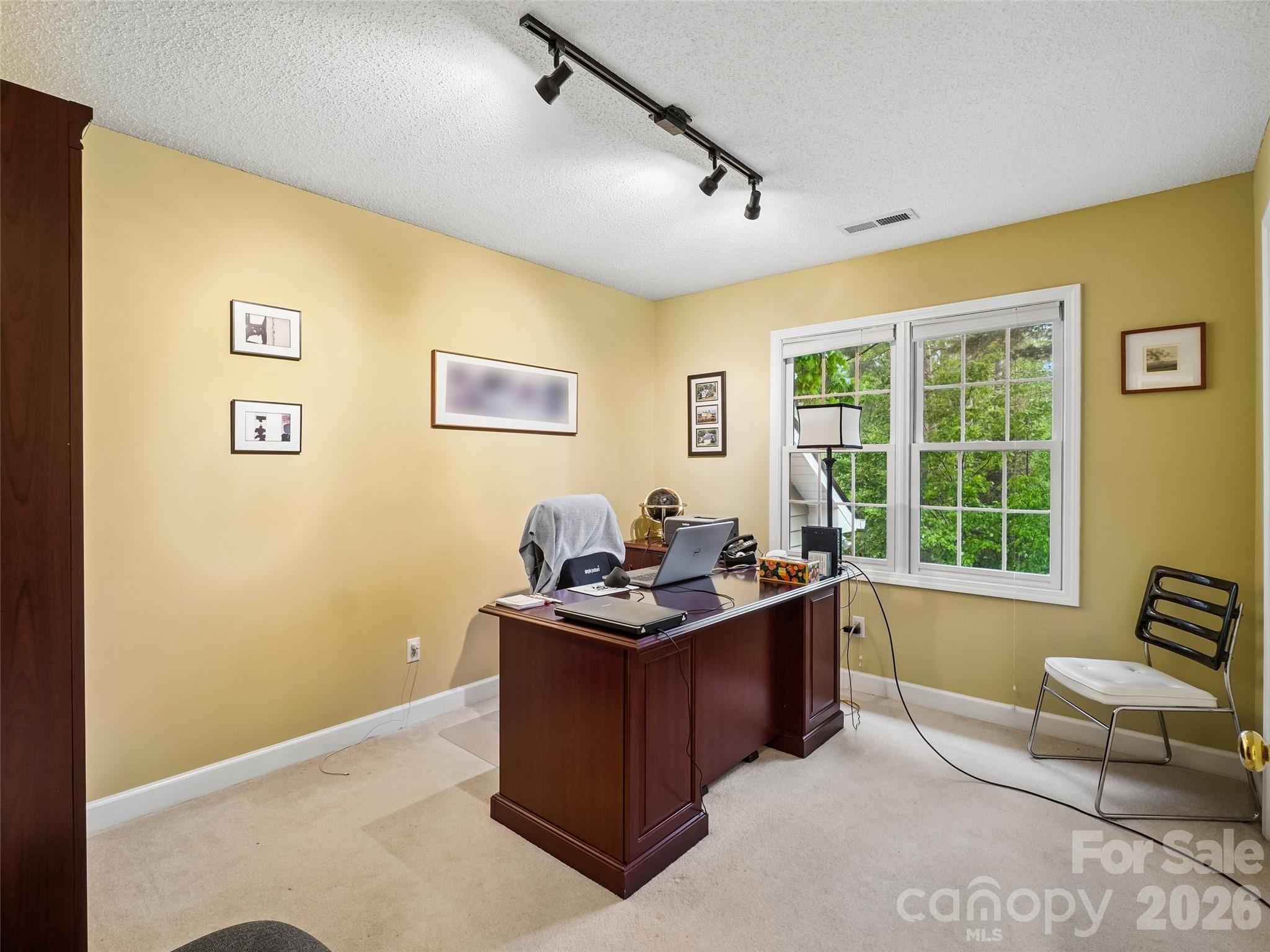 Forest Knoll - Residential