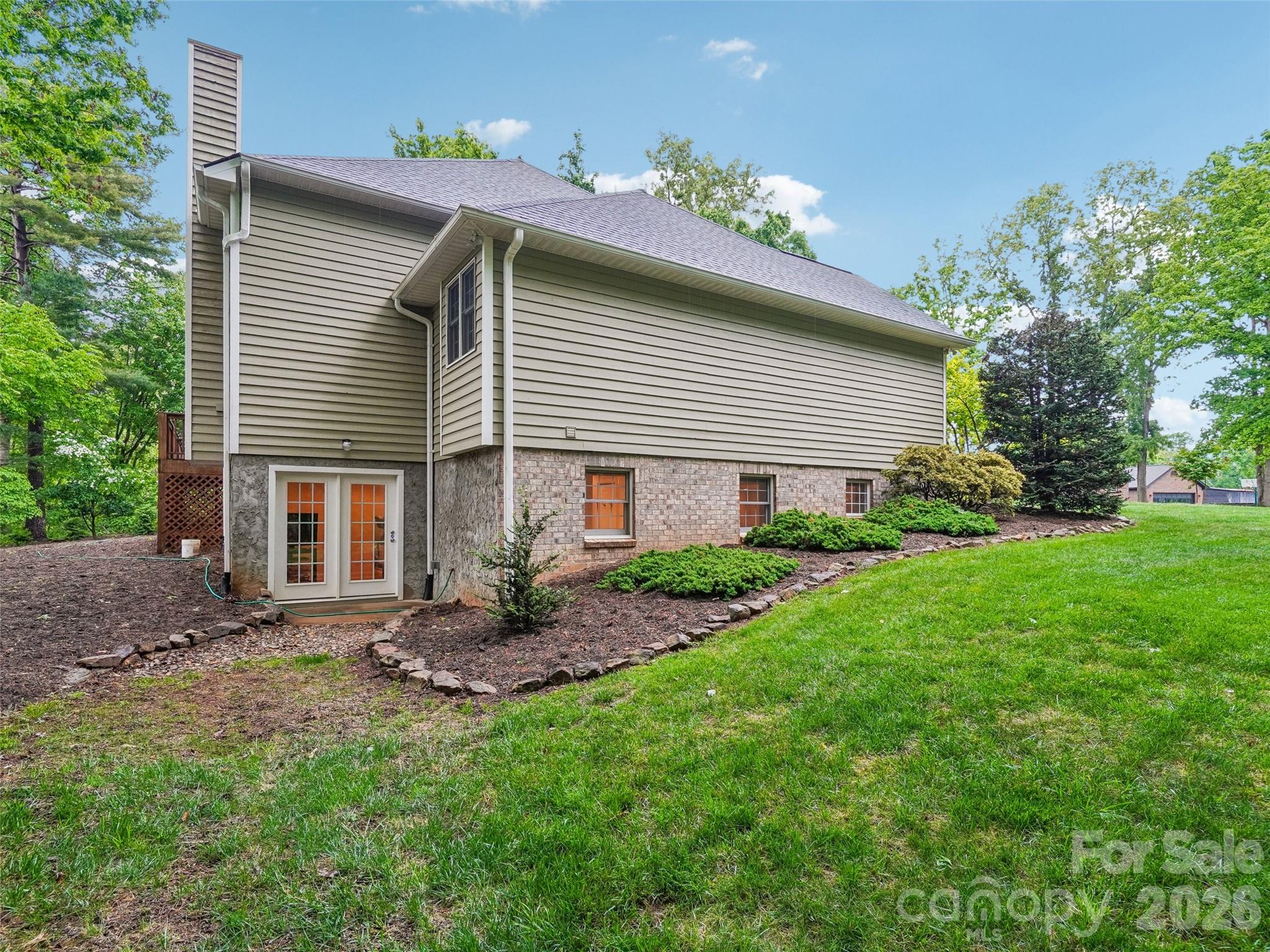 Forest Knoll - Residential