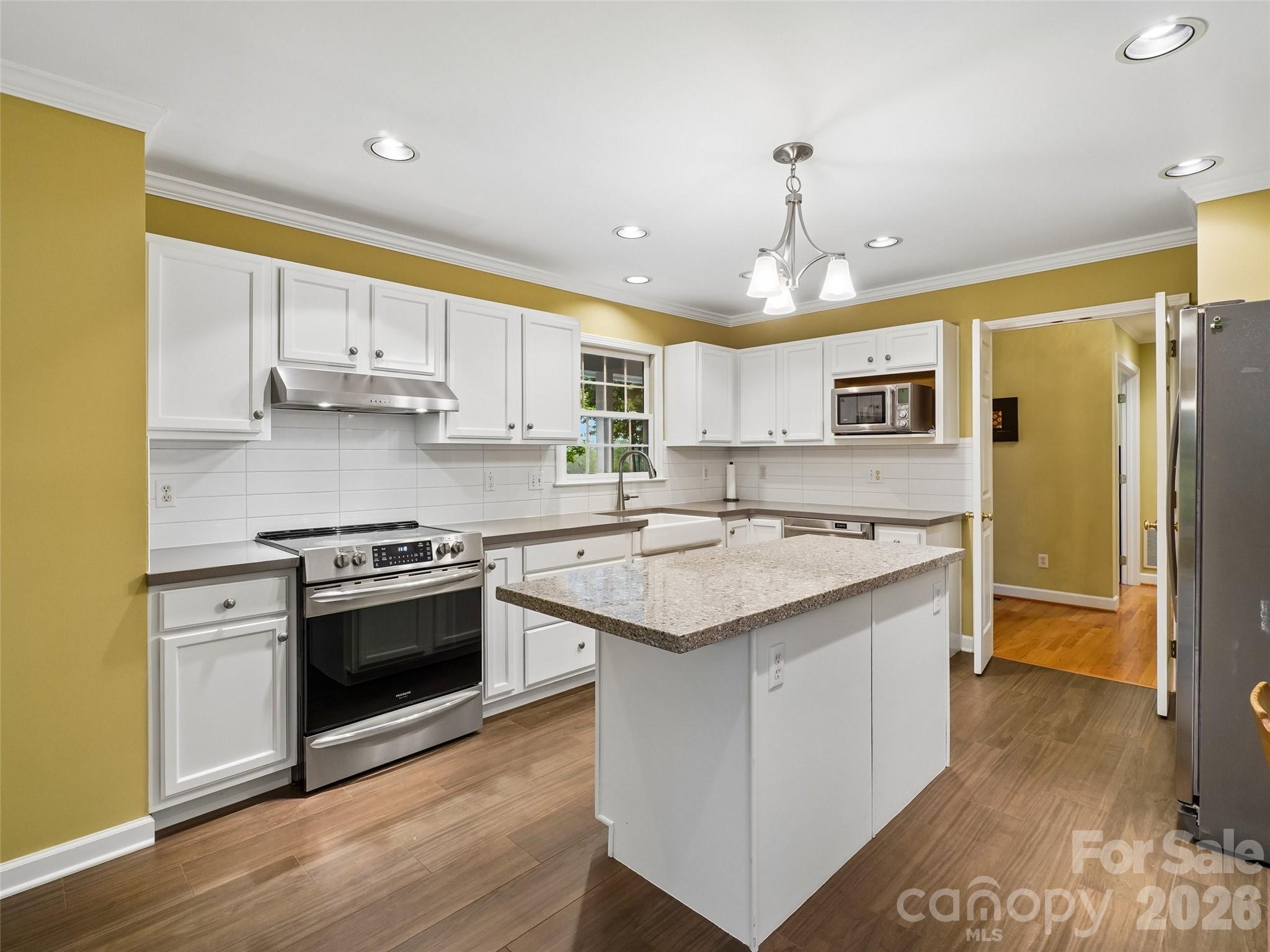 Forest Knoll - Residential