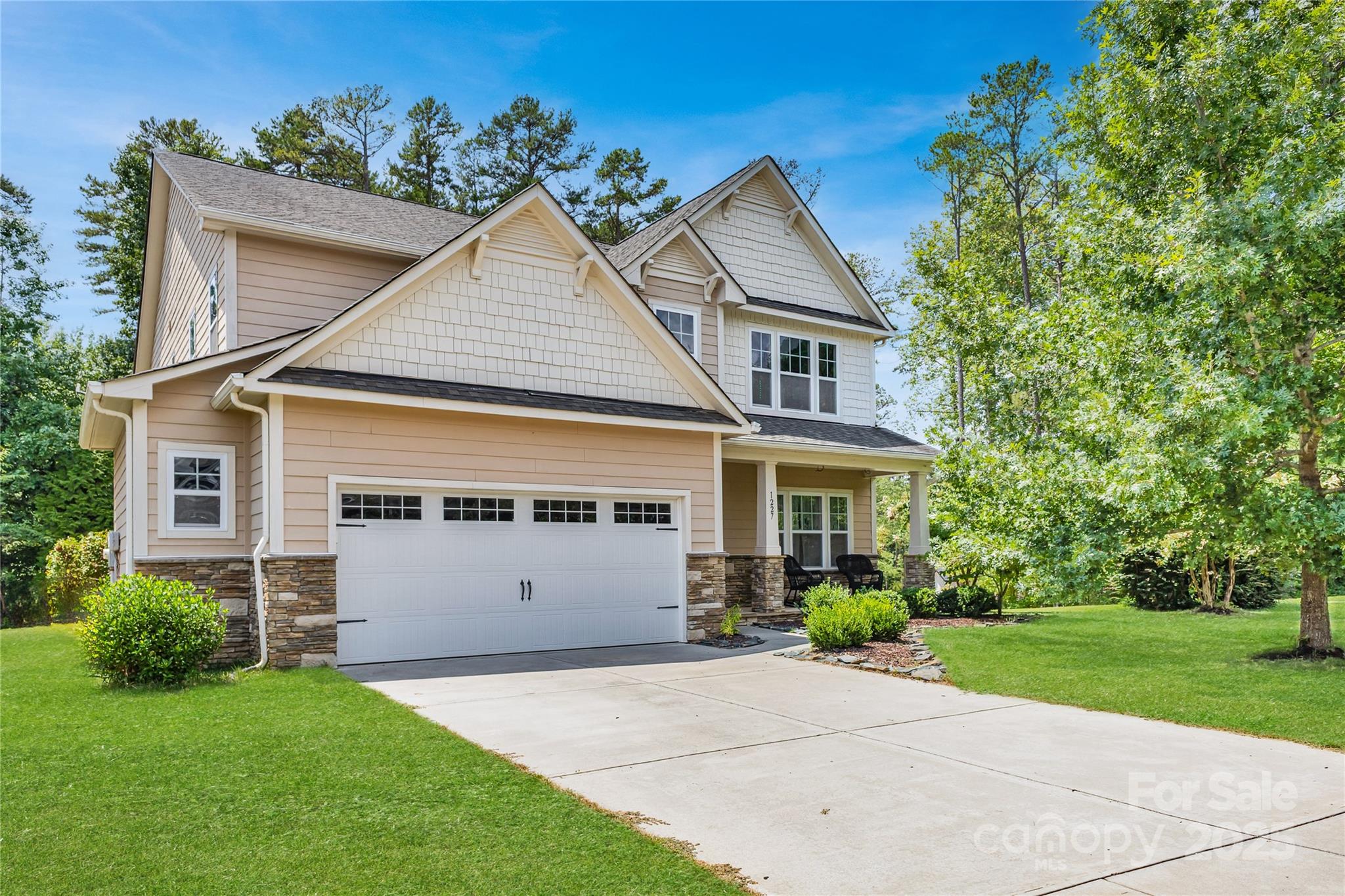 1227 Clover Lane