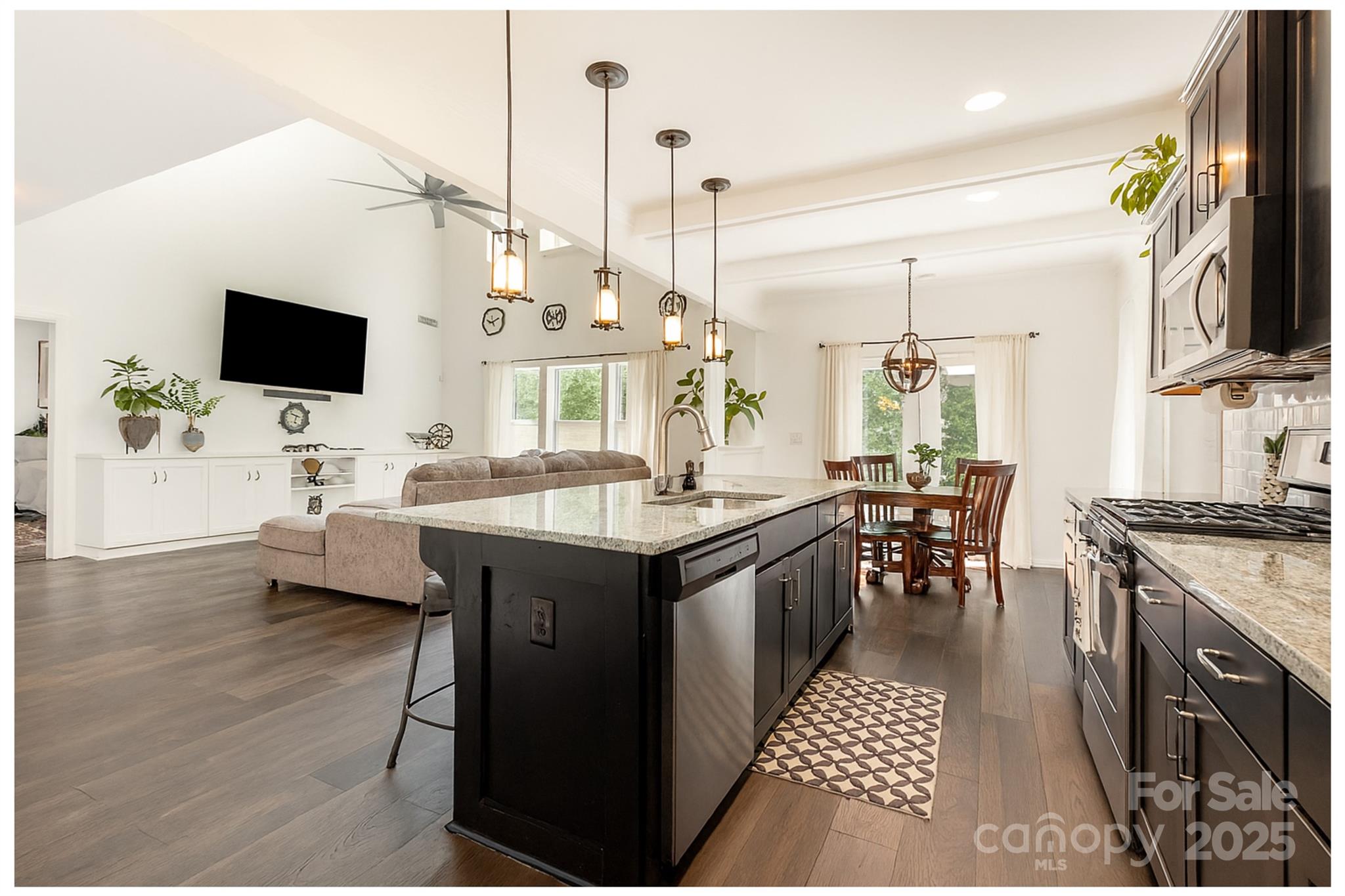 1227 Clover Lane