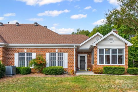 9005 Grand Oak Drive Charlotte NC 28277