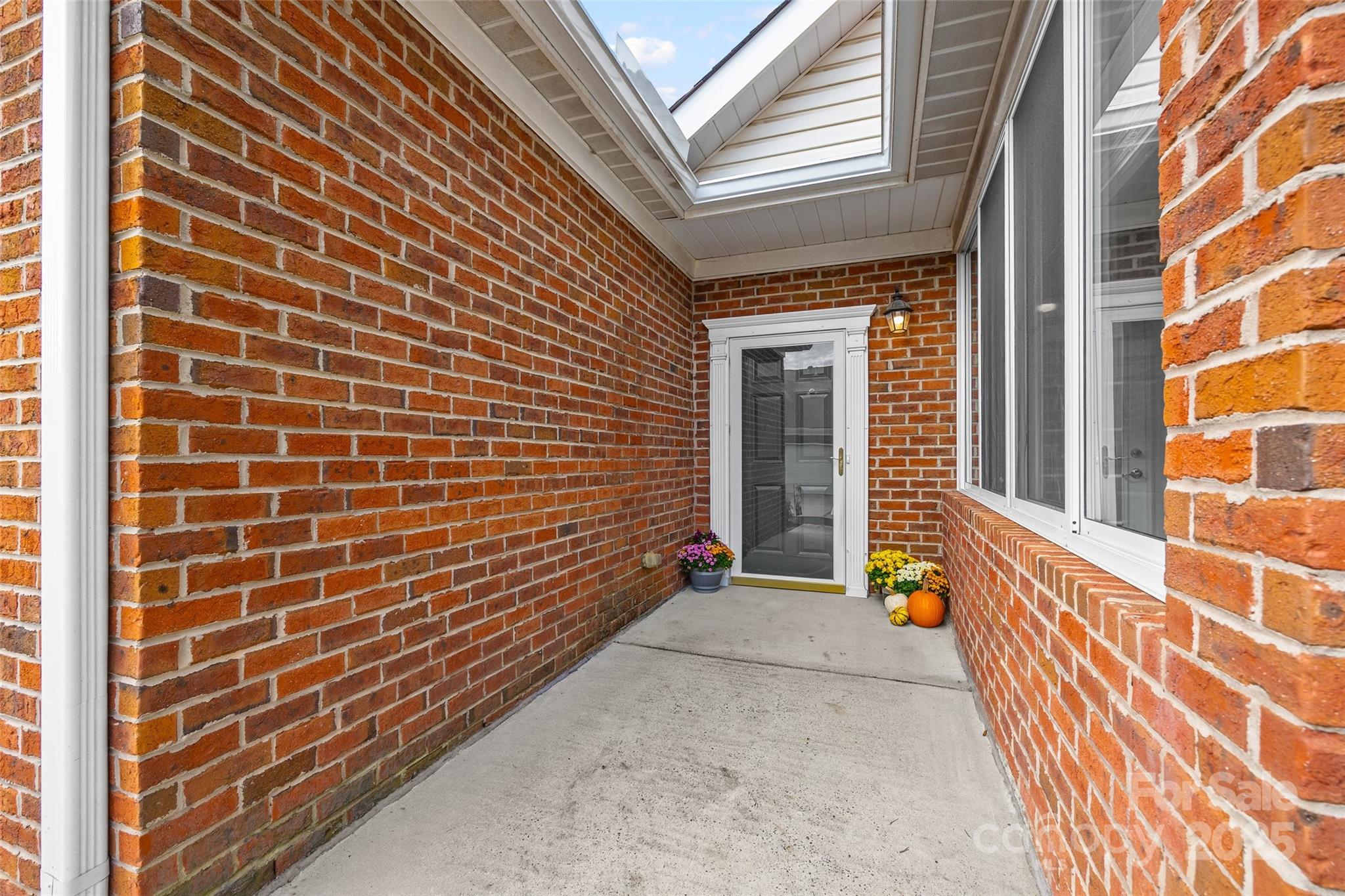 9005 Grand Oak Drive