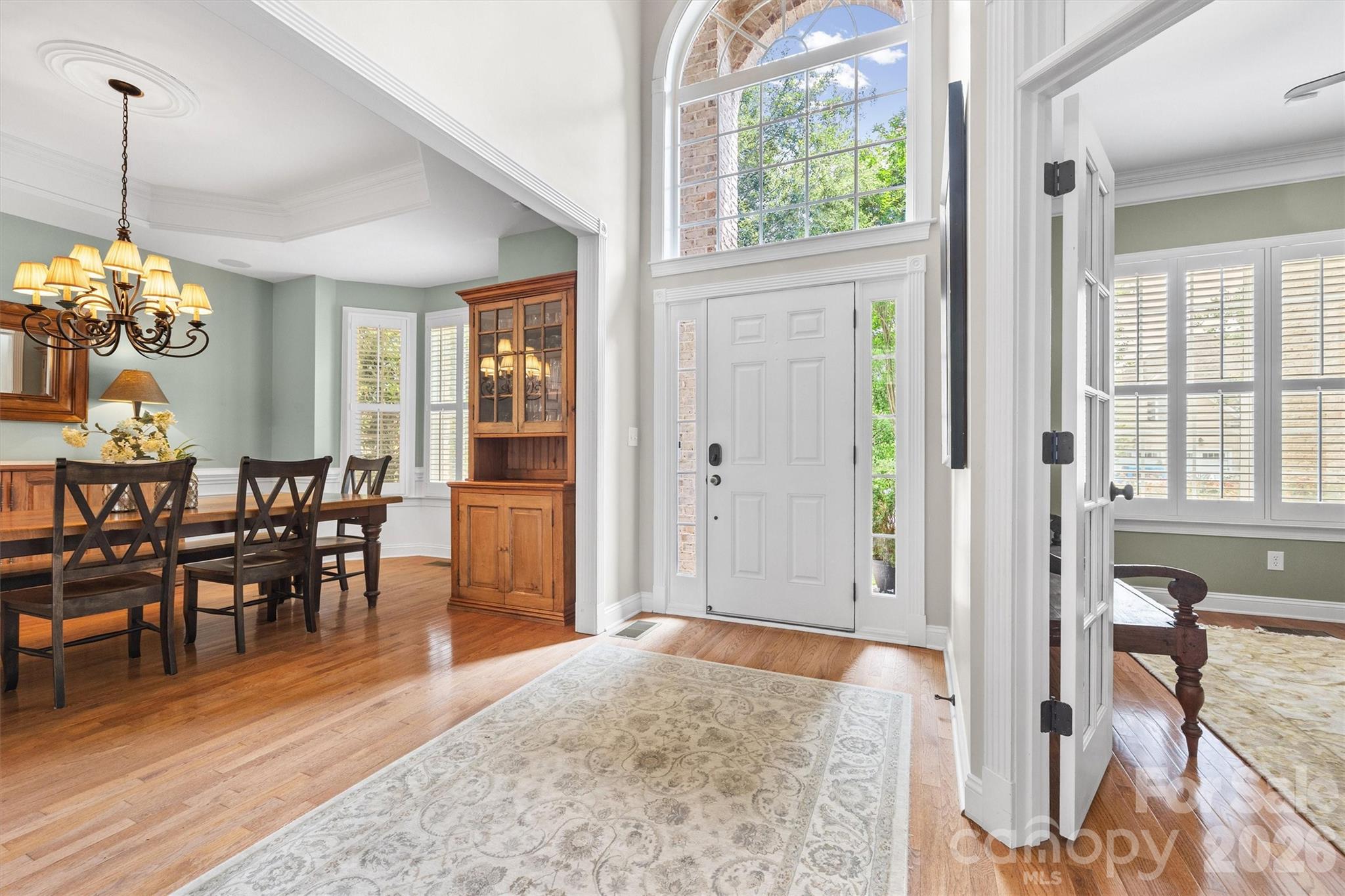 780 Fairway Point Drive