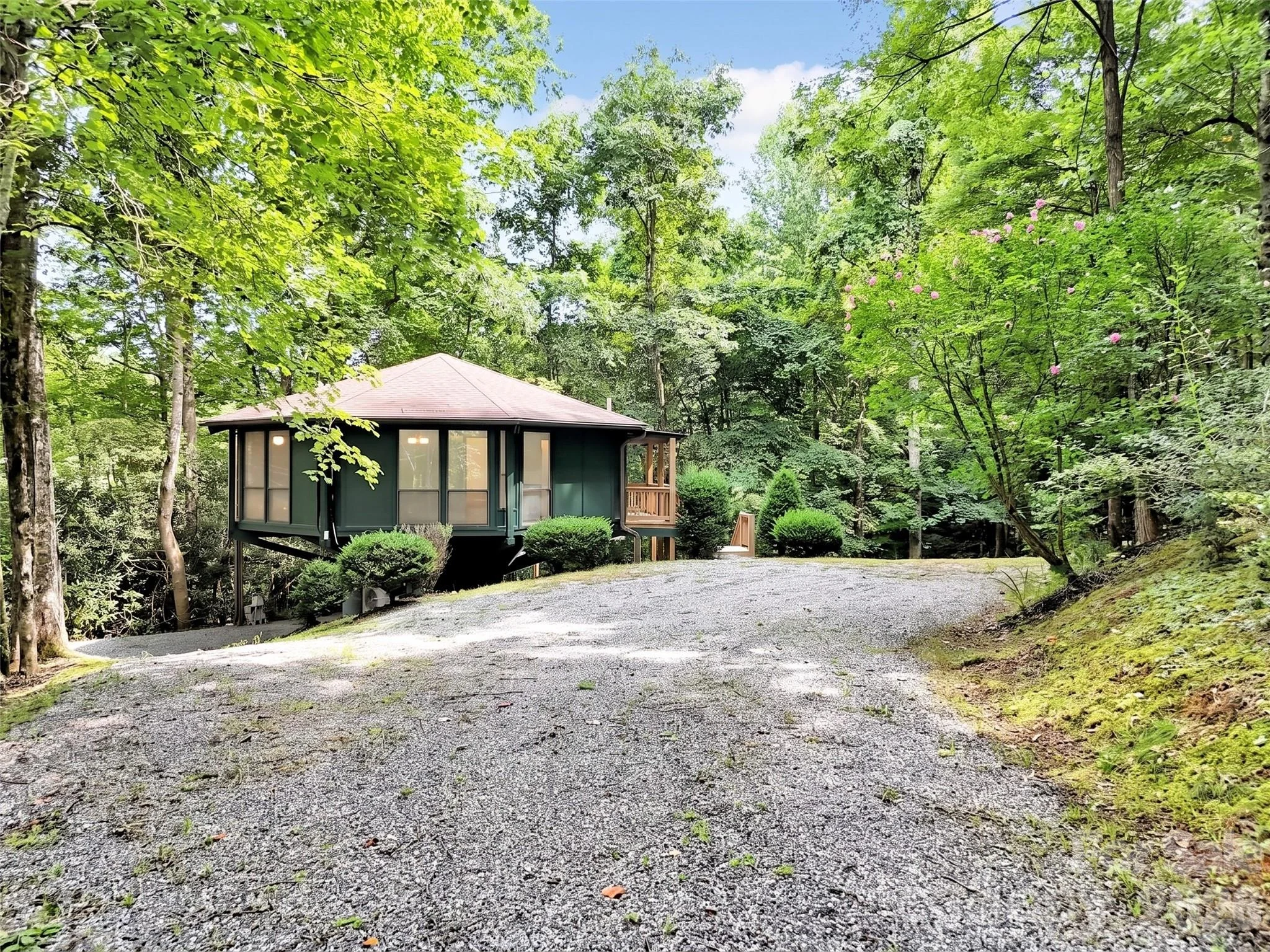 477 Mountain Forest Estate, Sylva, NC, 28779