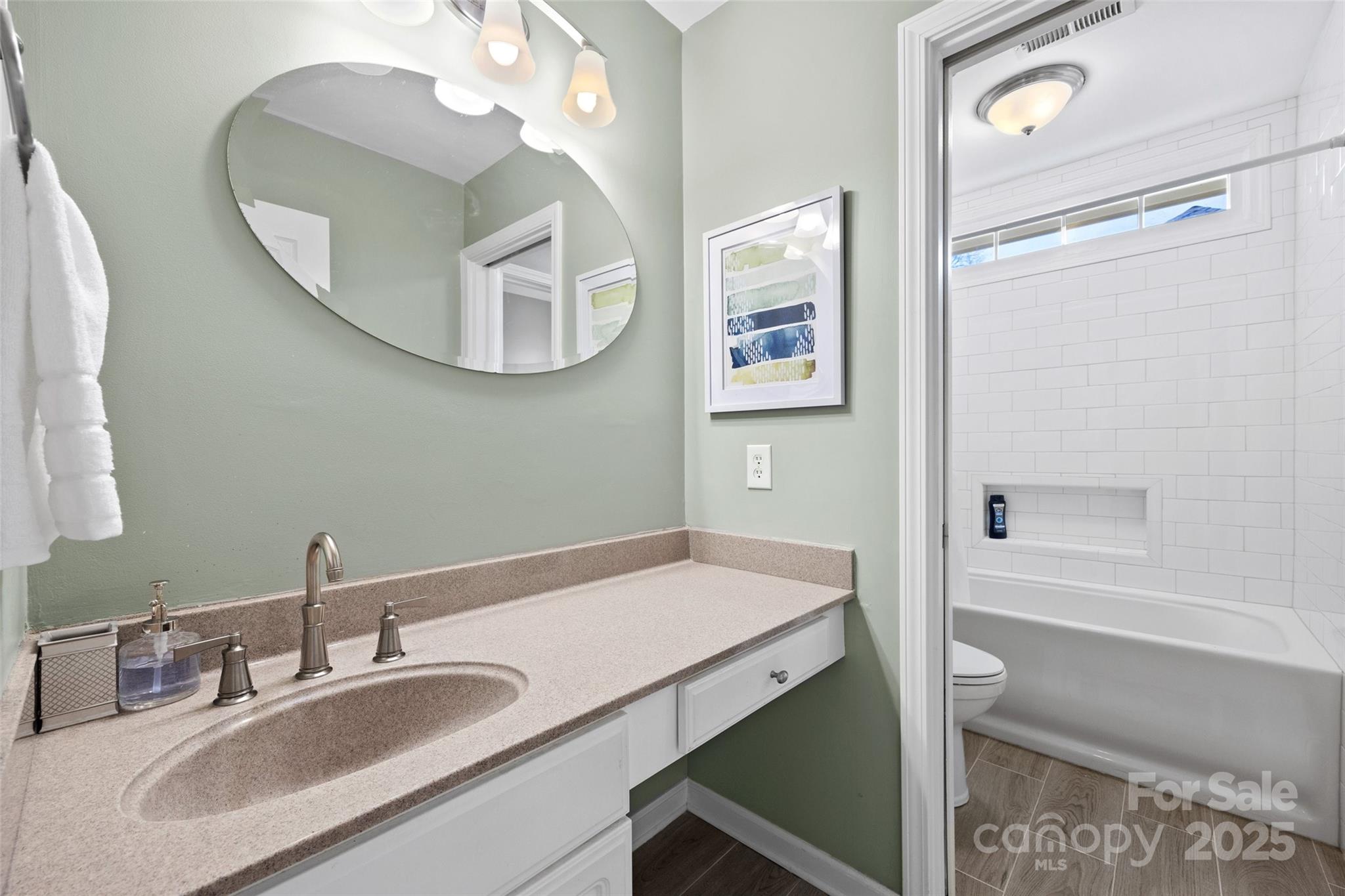 Hunters Gate - Residential