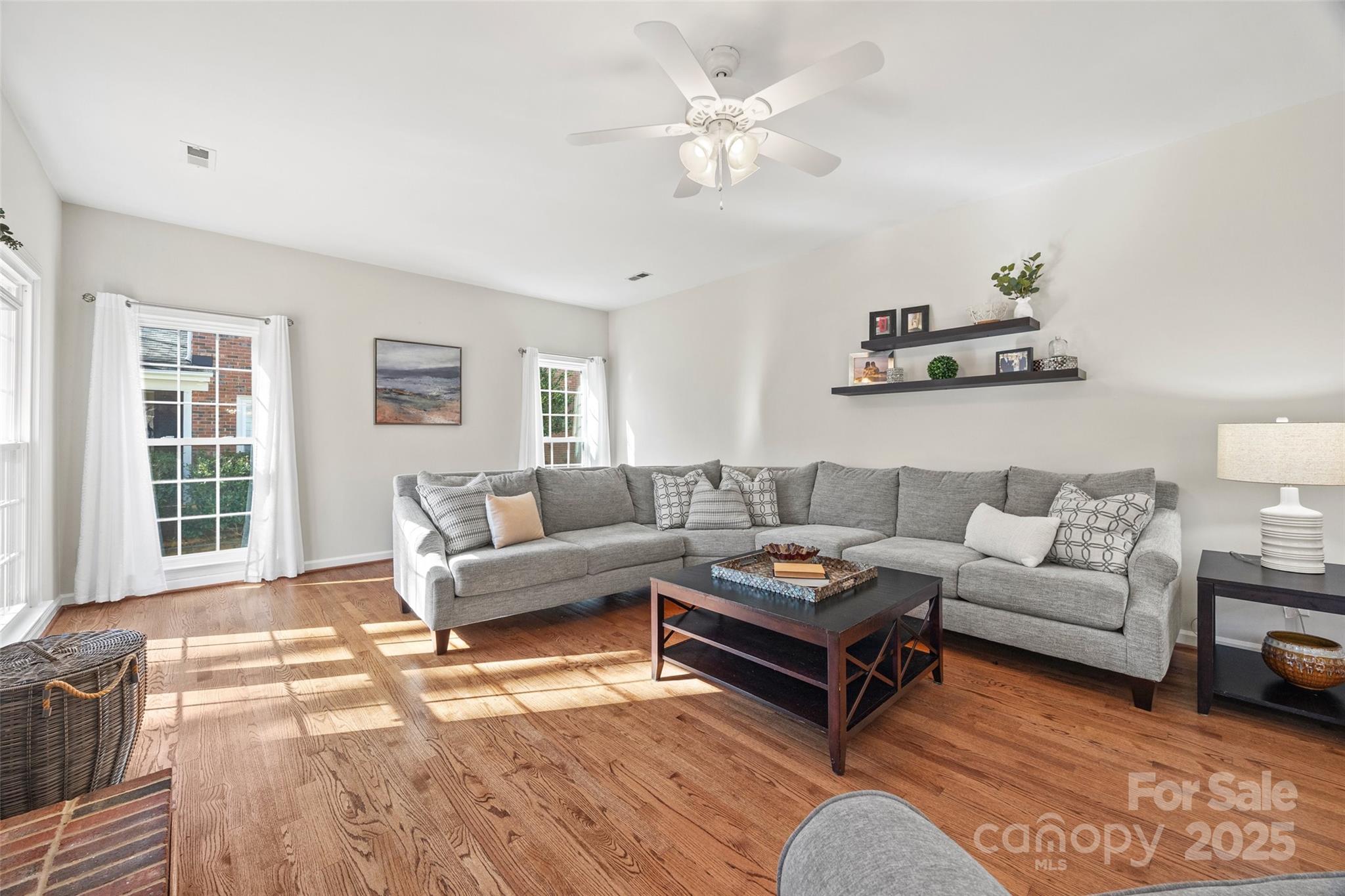 Hunters Gate - Residential