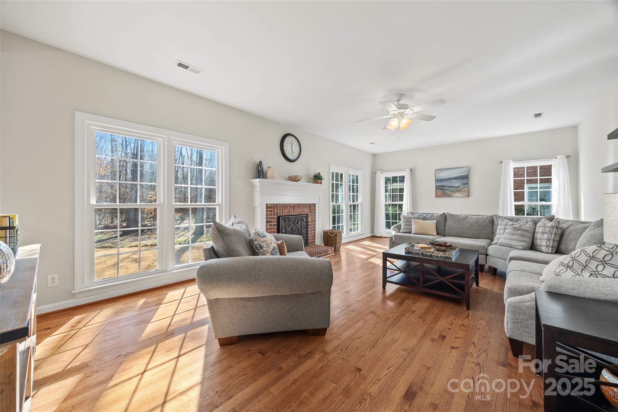 Hunters Gate - Residential