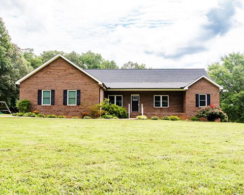 Photo of 28835 Hartsell Road, Albemarle, NC 28001 (MLS # 4265441)