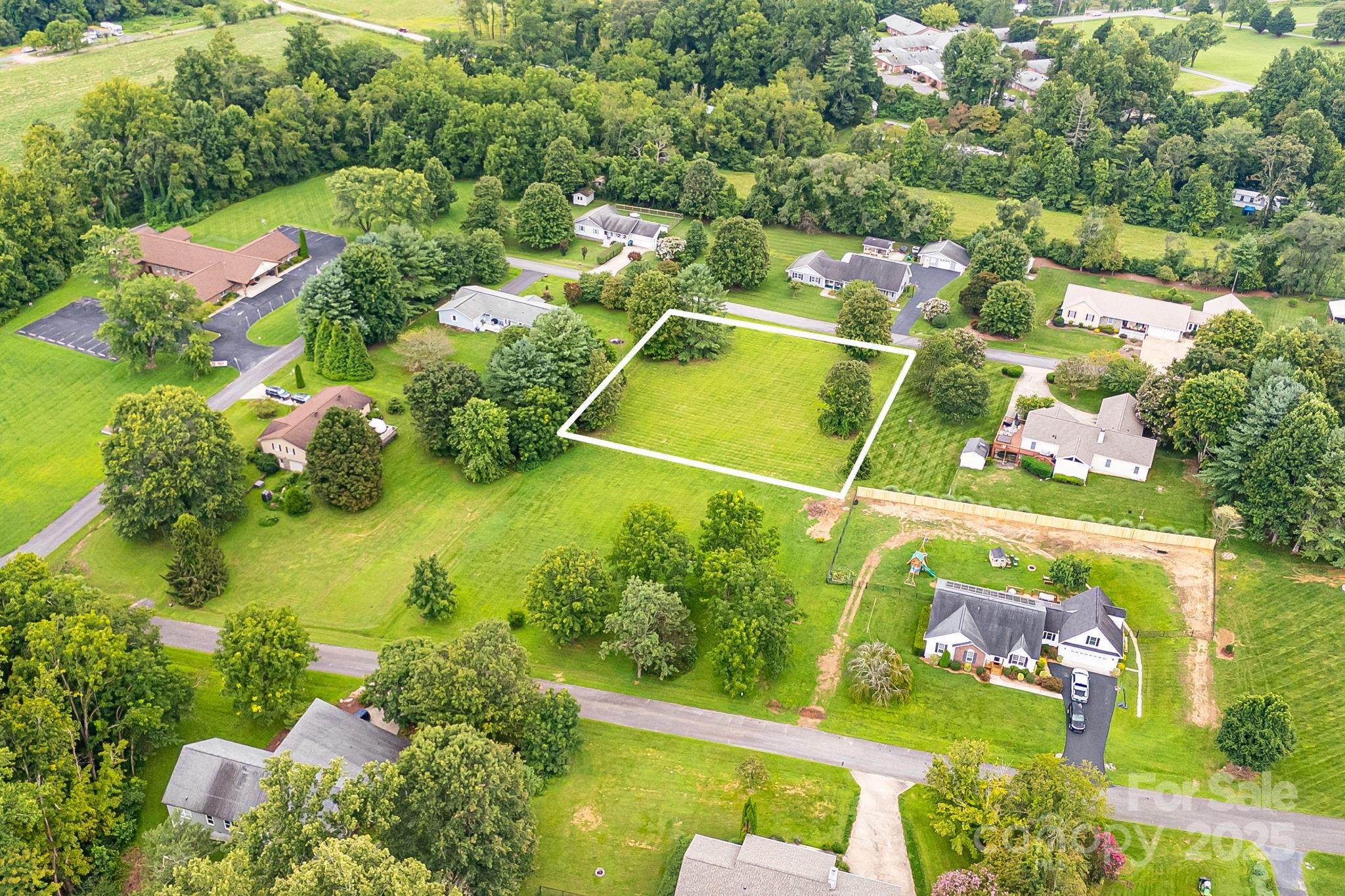 48 Cane Creek Circle