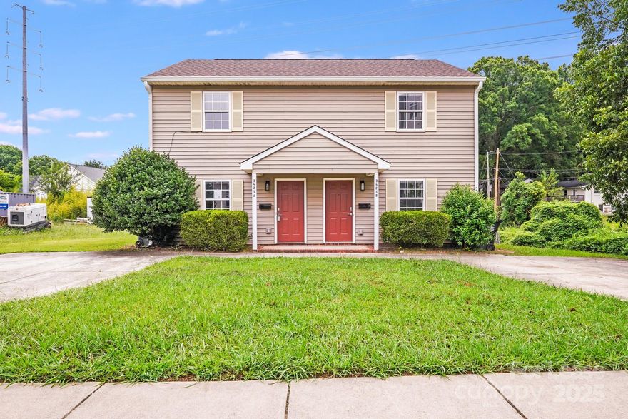 Charming and updated 2-story duplex perfectly situated near South Park! This inviting home offers comfortable living on a spacious lot, featuring cozy wall-to-wall carpeting in the bedrooms, a warm and welcoming living room, and a functional kitchen ready for everyday meals. Step outside to a private patio—ideal for relaxing or entertaining guests. Enjoy the perfect blend of comfort, convenience, and location. Don’t miss out on this wonderful opportunity!