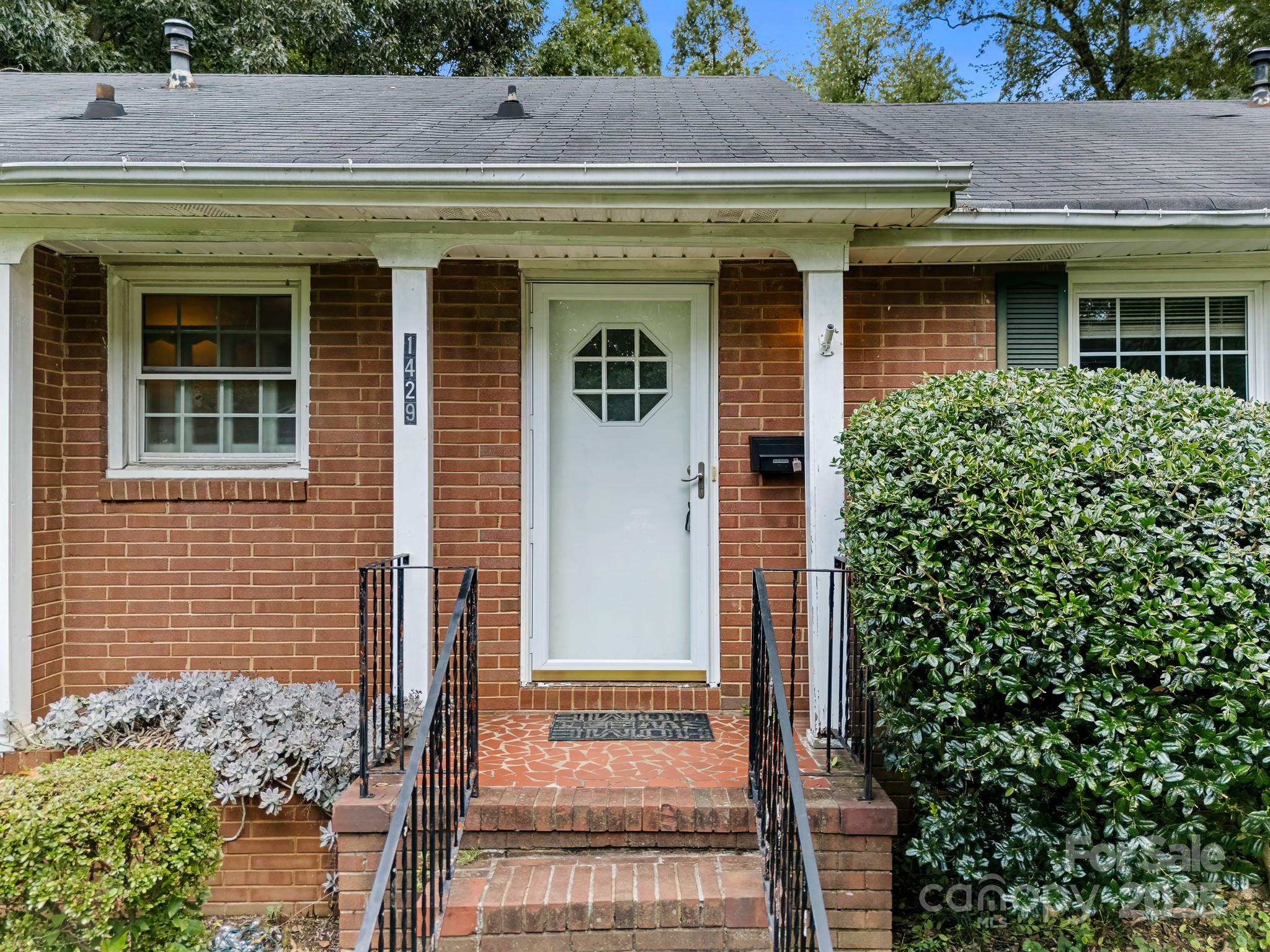 1429 Tarrington Avenue