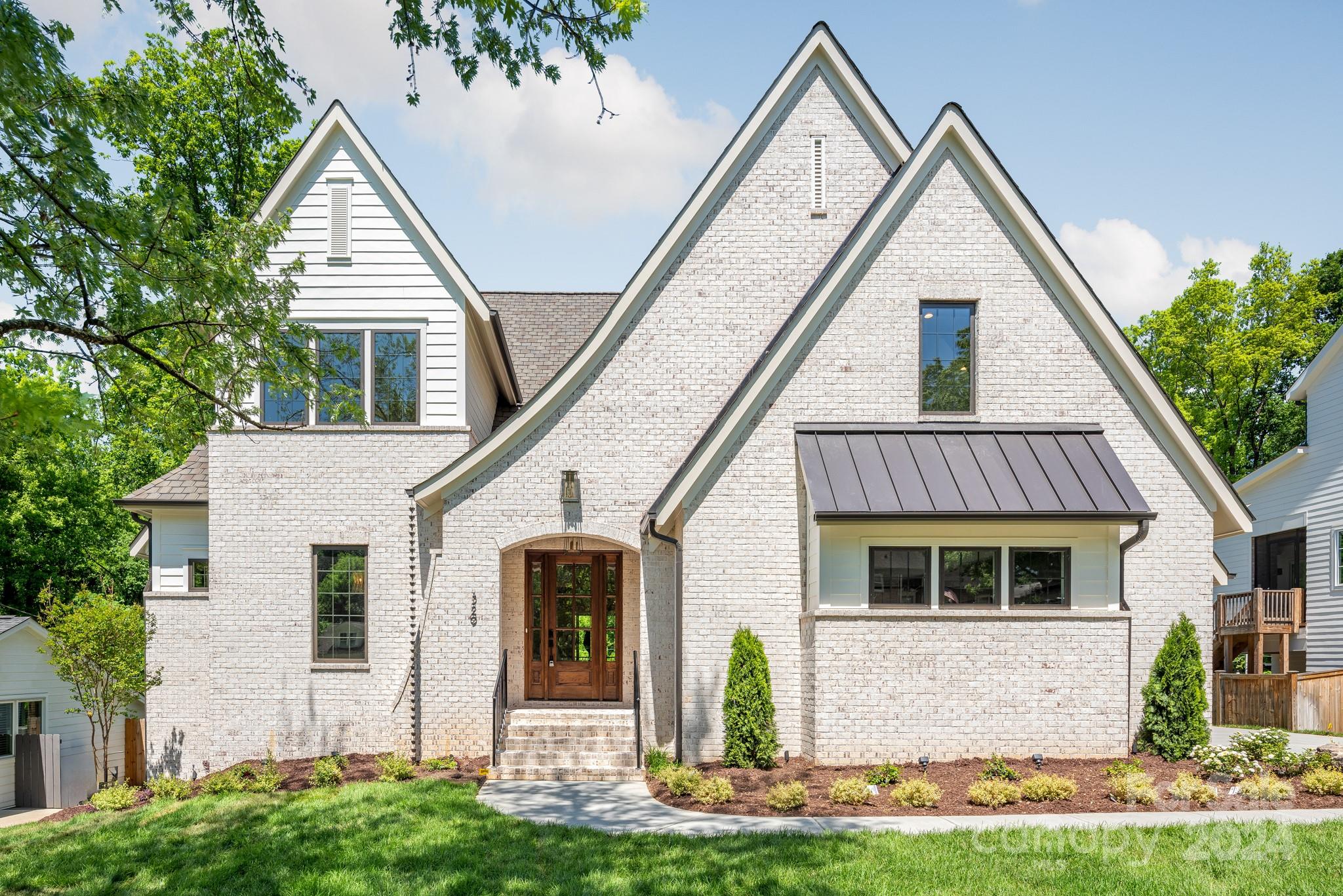 Barclay Downs - Residential