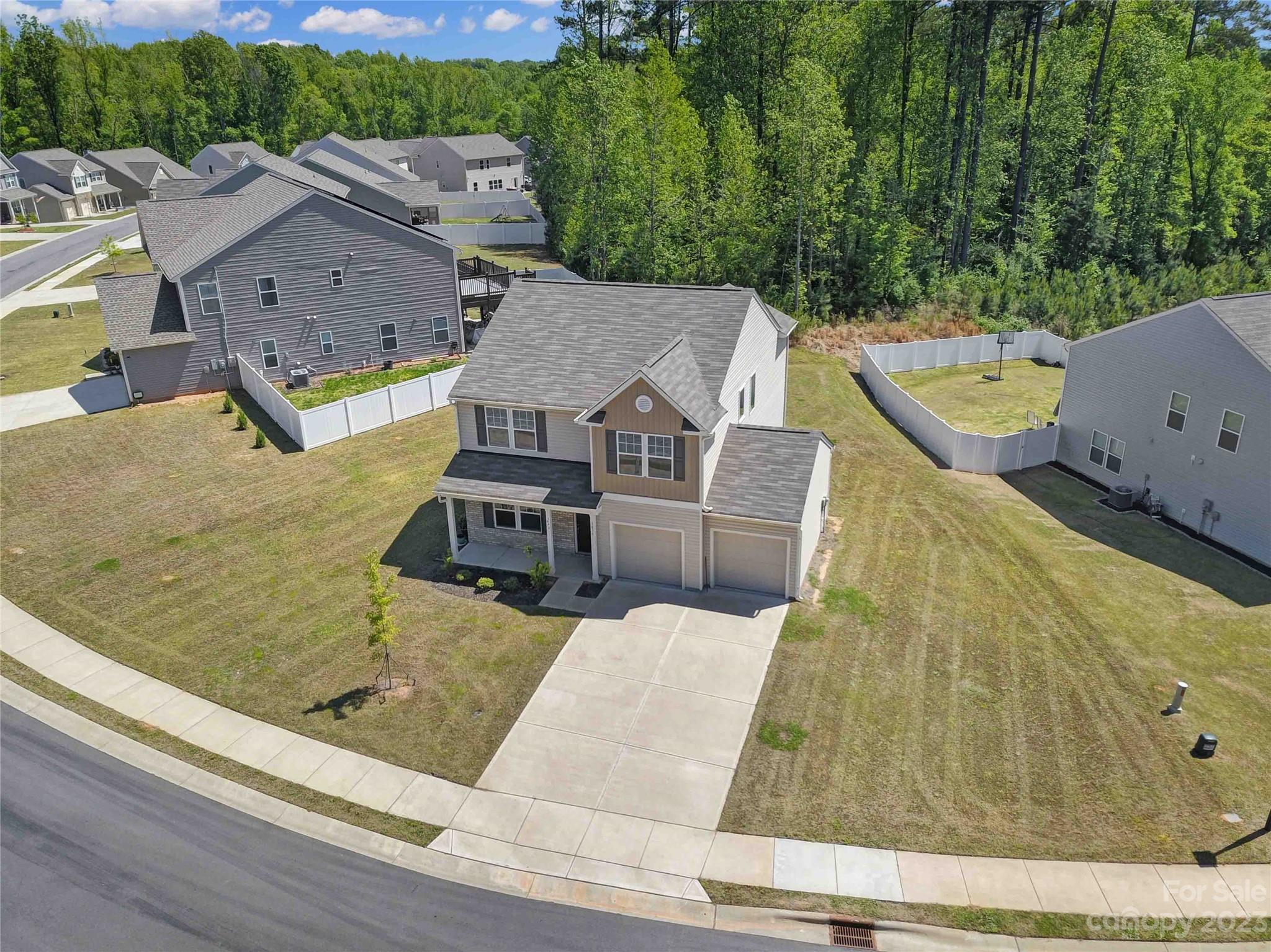 Austen Lakes - Residential