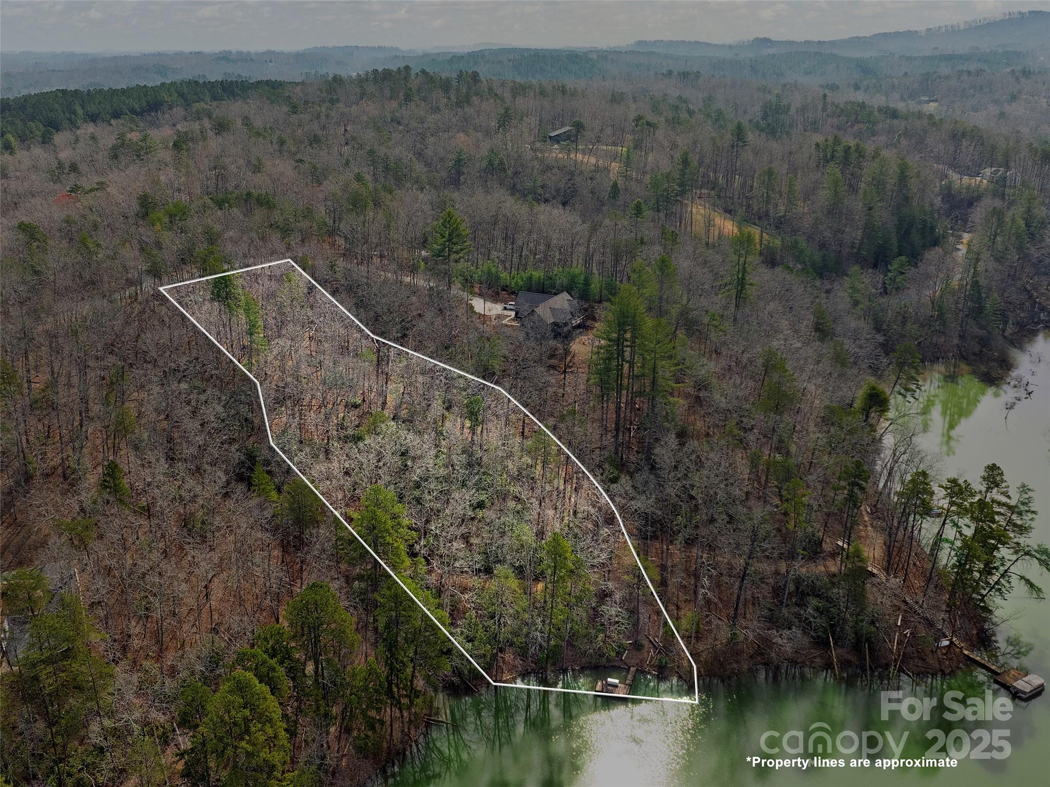 Lake Adger - Land
