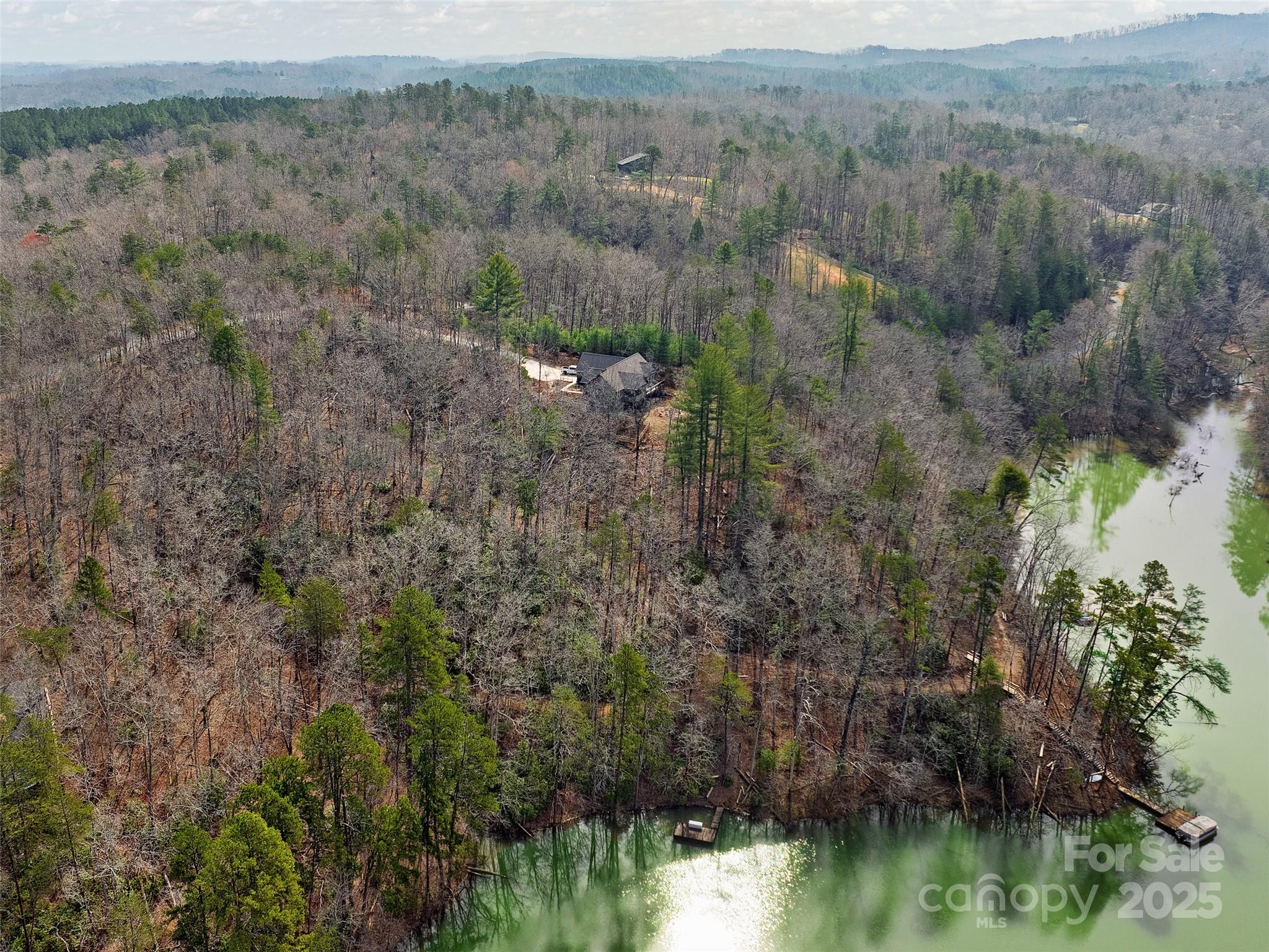 Lake Adger - Land