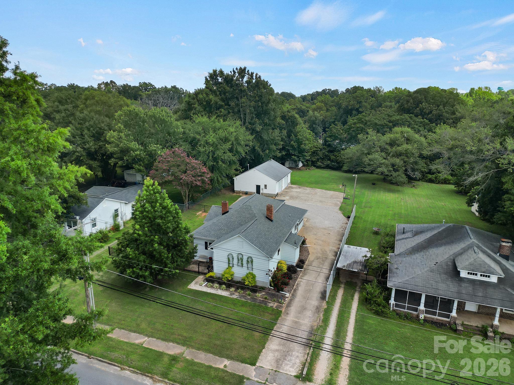207 Faulkner Street