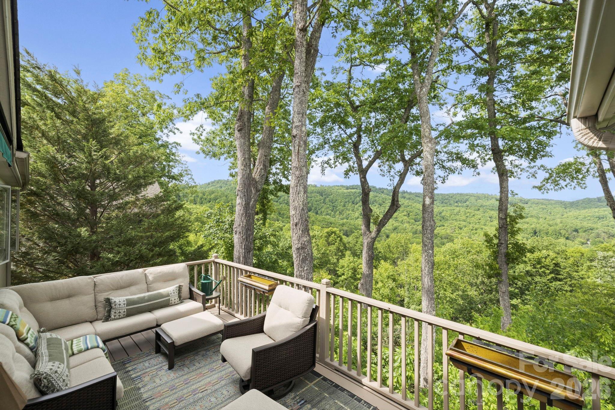 Champion Hills - Residential