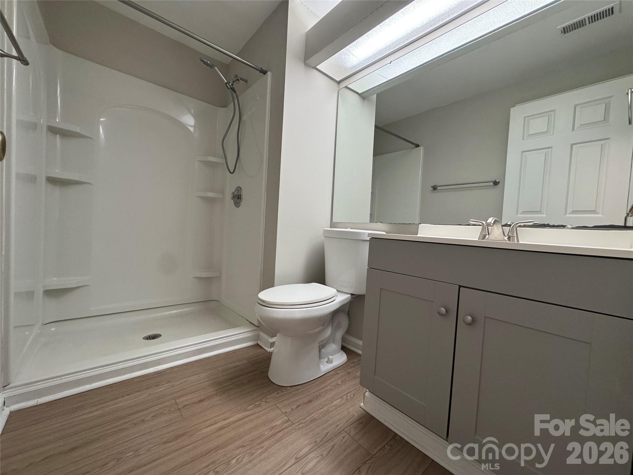 Sardis Glen - Residential